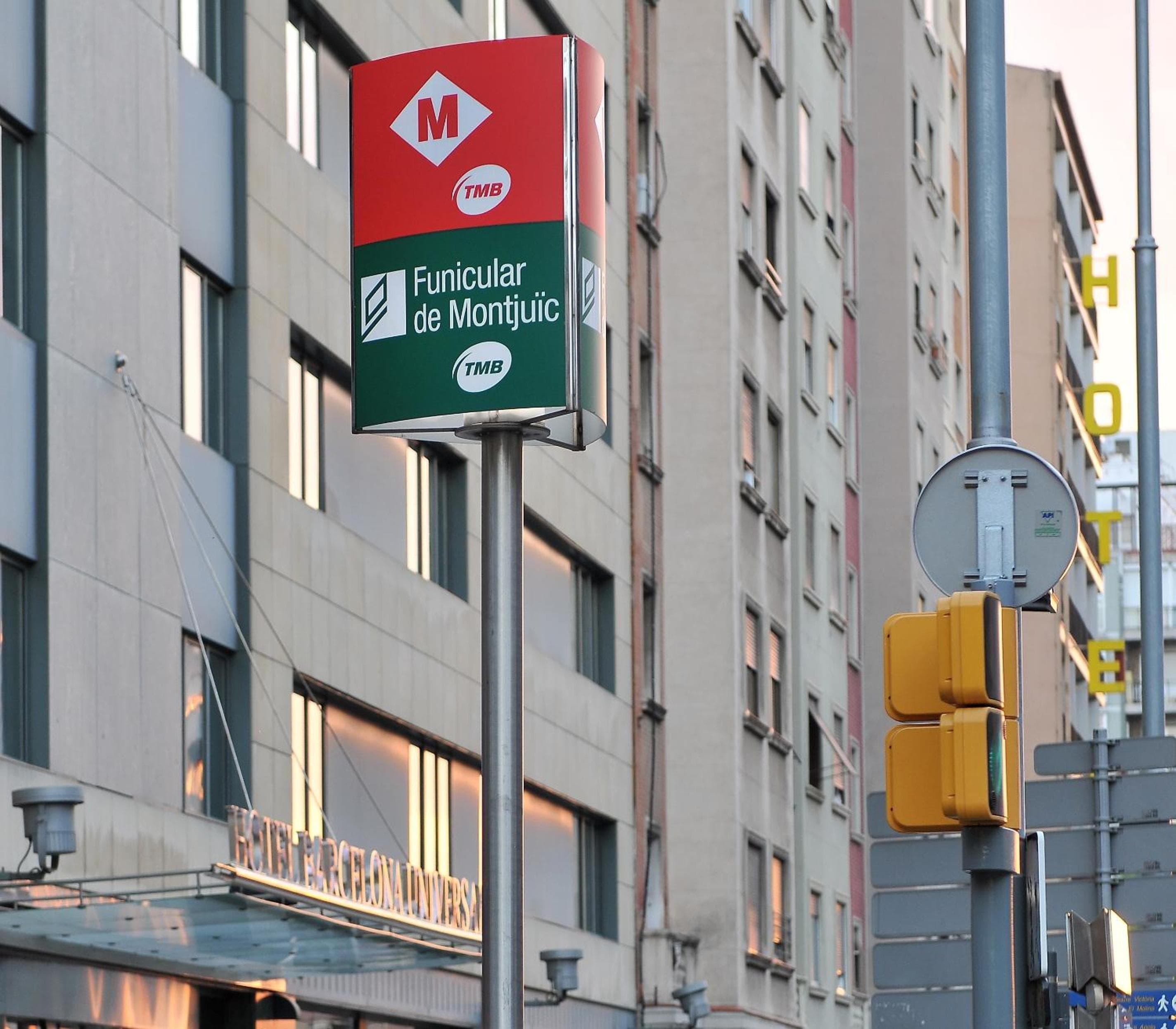 Hotel Barcelona Universal — 13