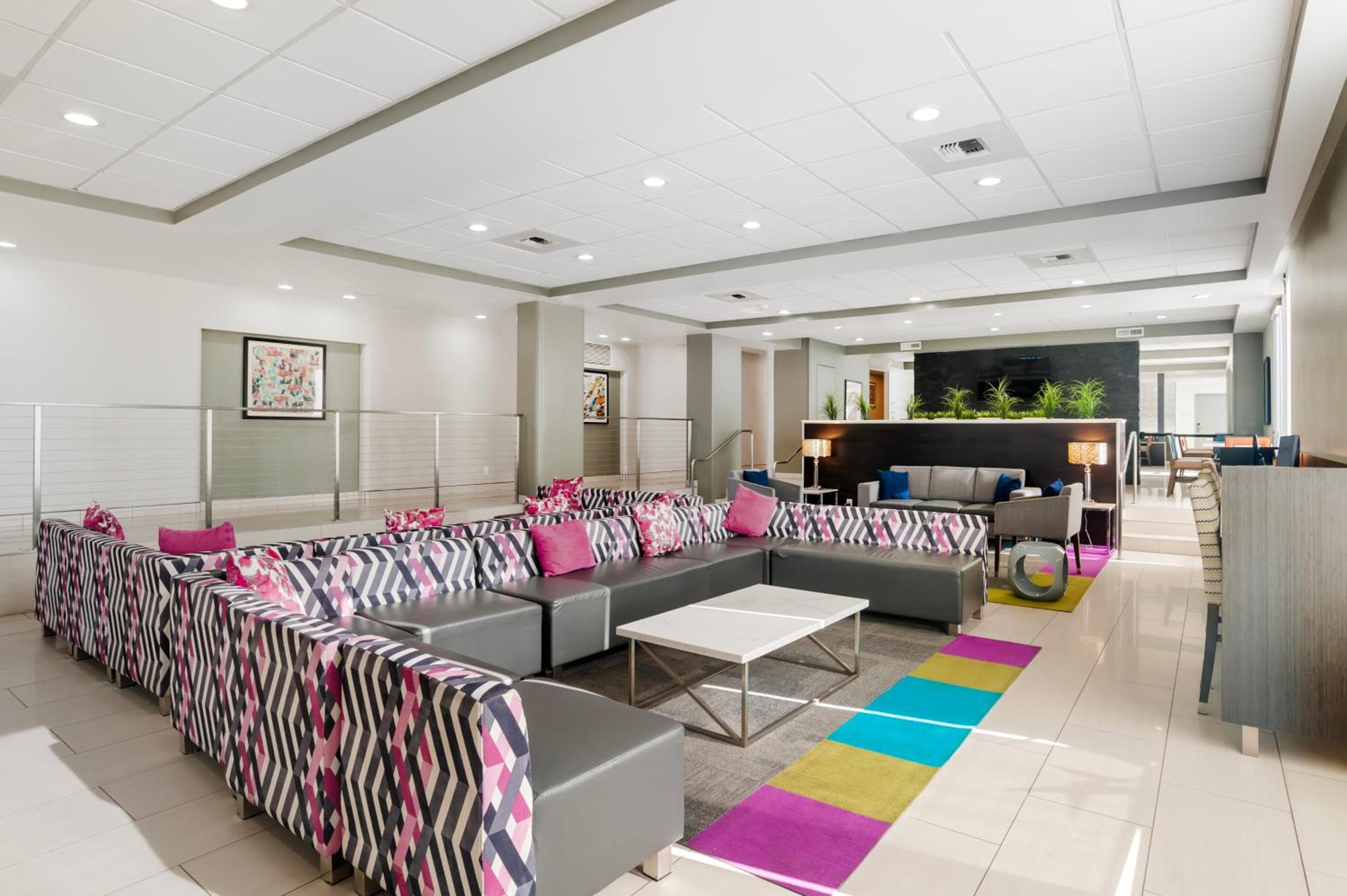 Best Western Plus Commerce Hotel — 29