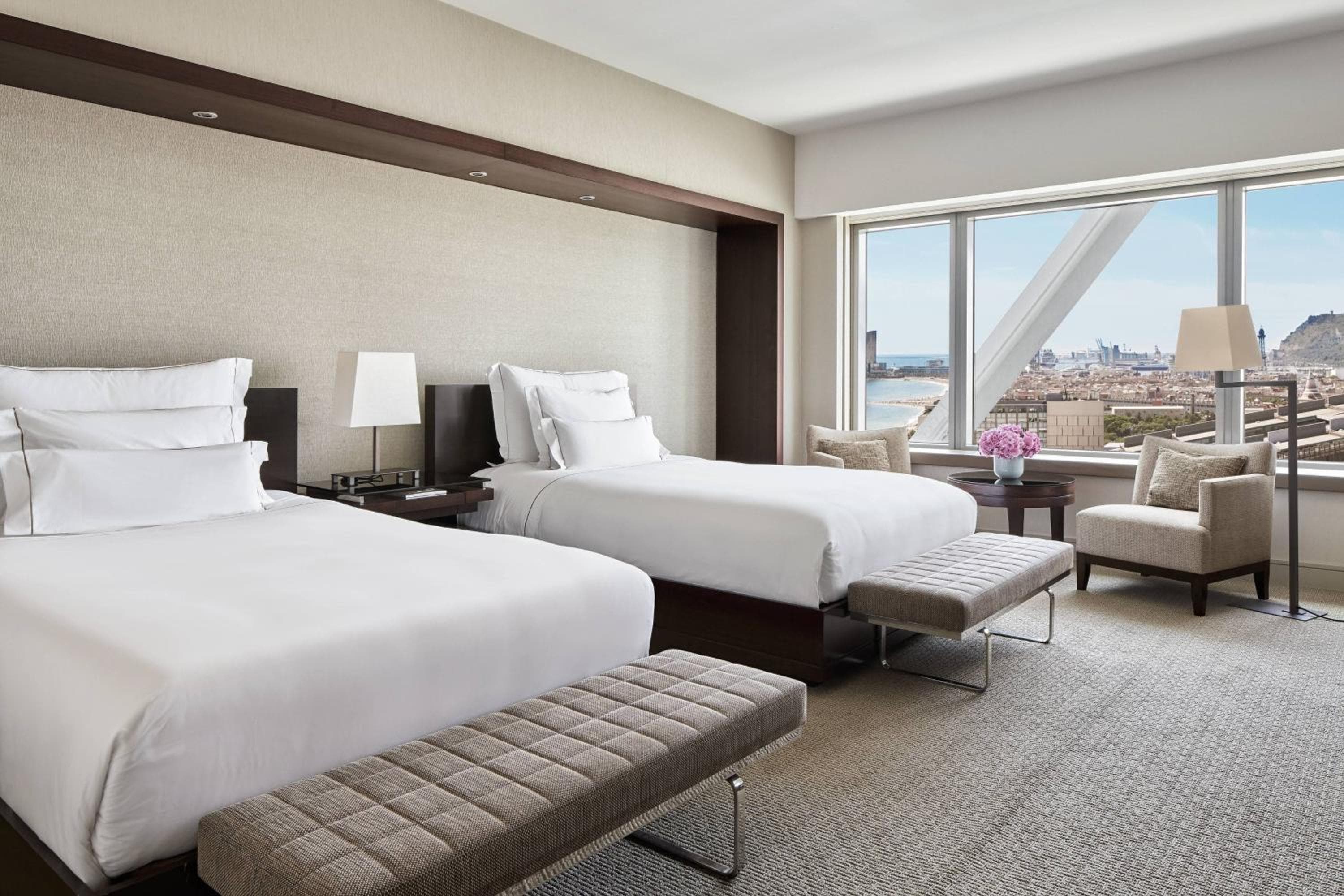 Hotel Artes Barcelona — 11