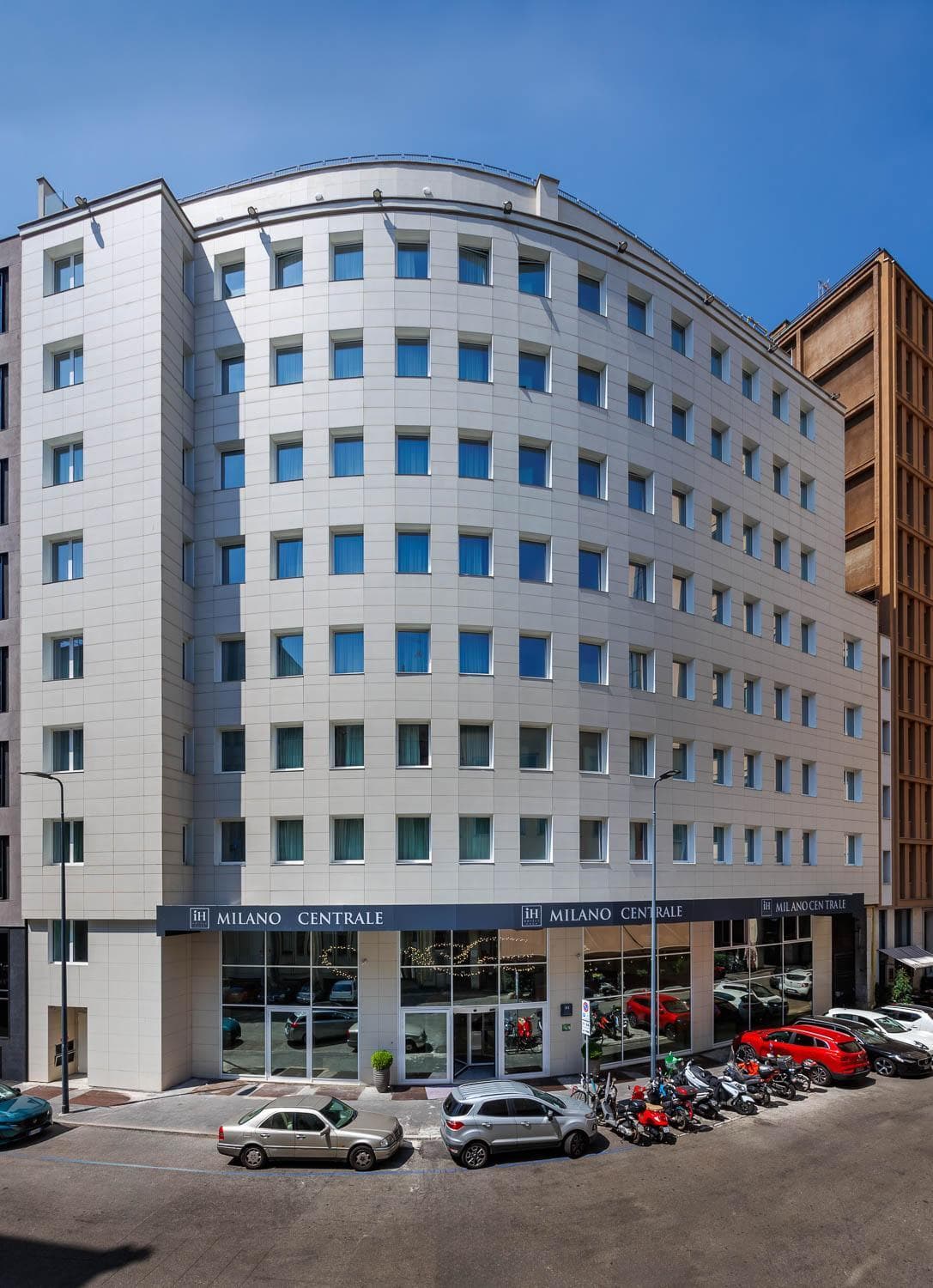 IH Hotels Milano Centrale — 1