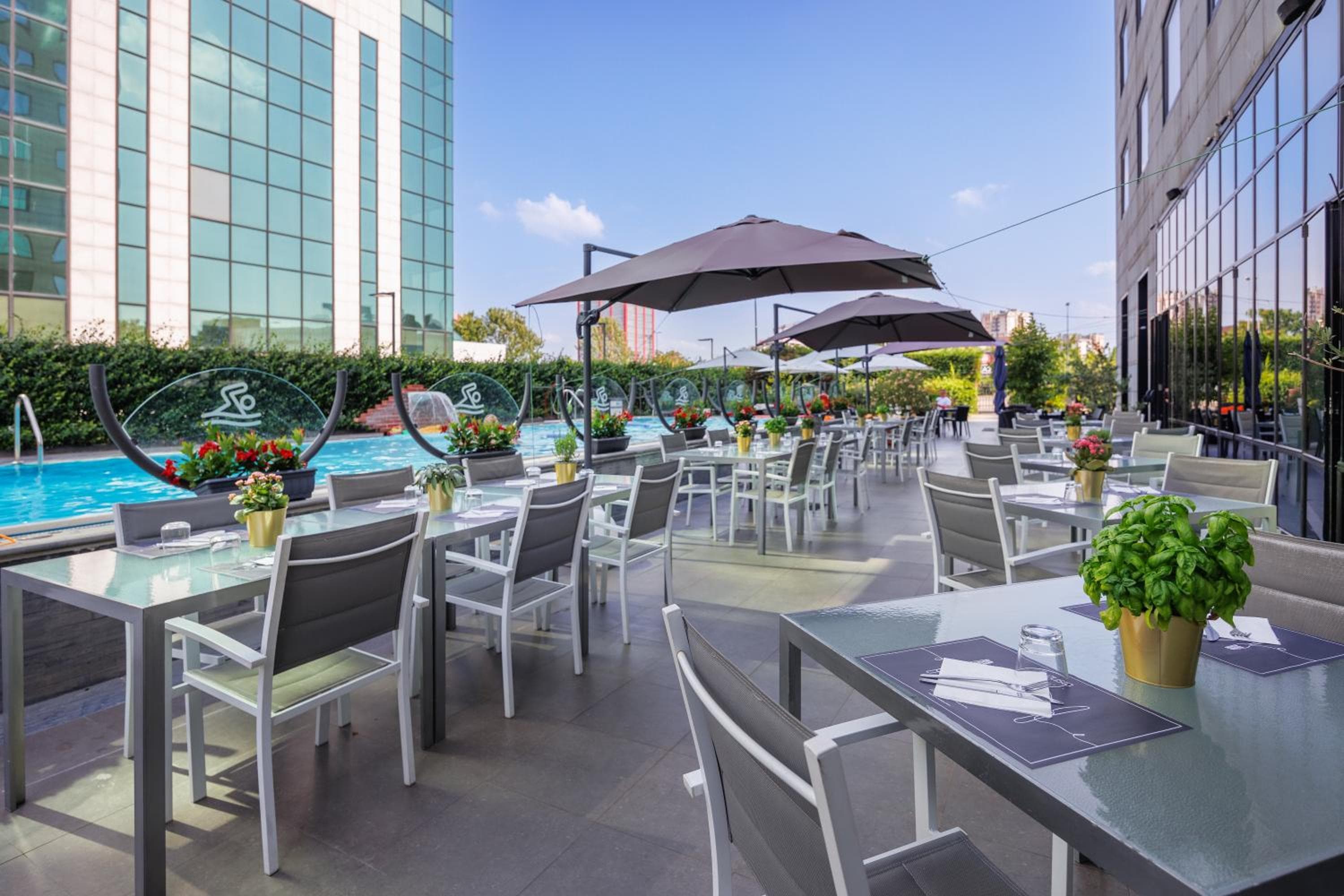 iH Hotels Milano Lorenteggio — 9