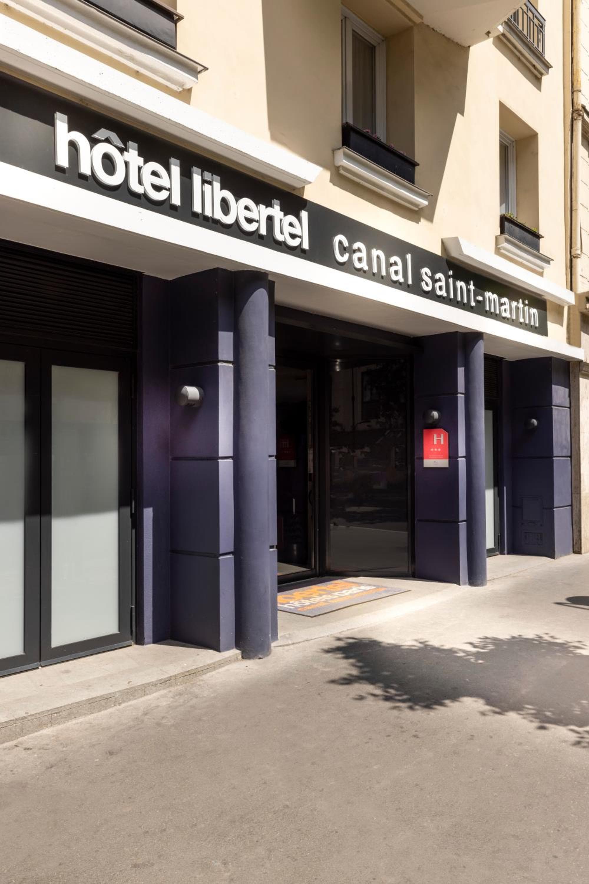 Libertel Canal Saint Martin — 18
