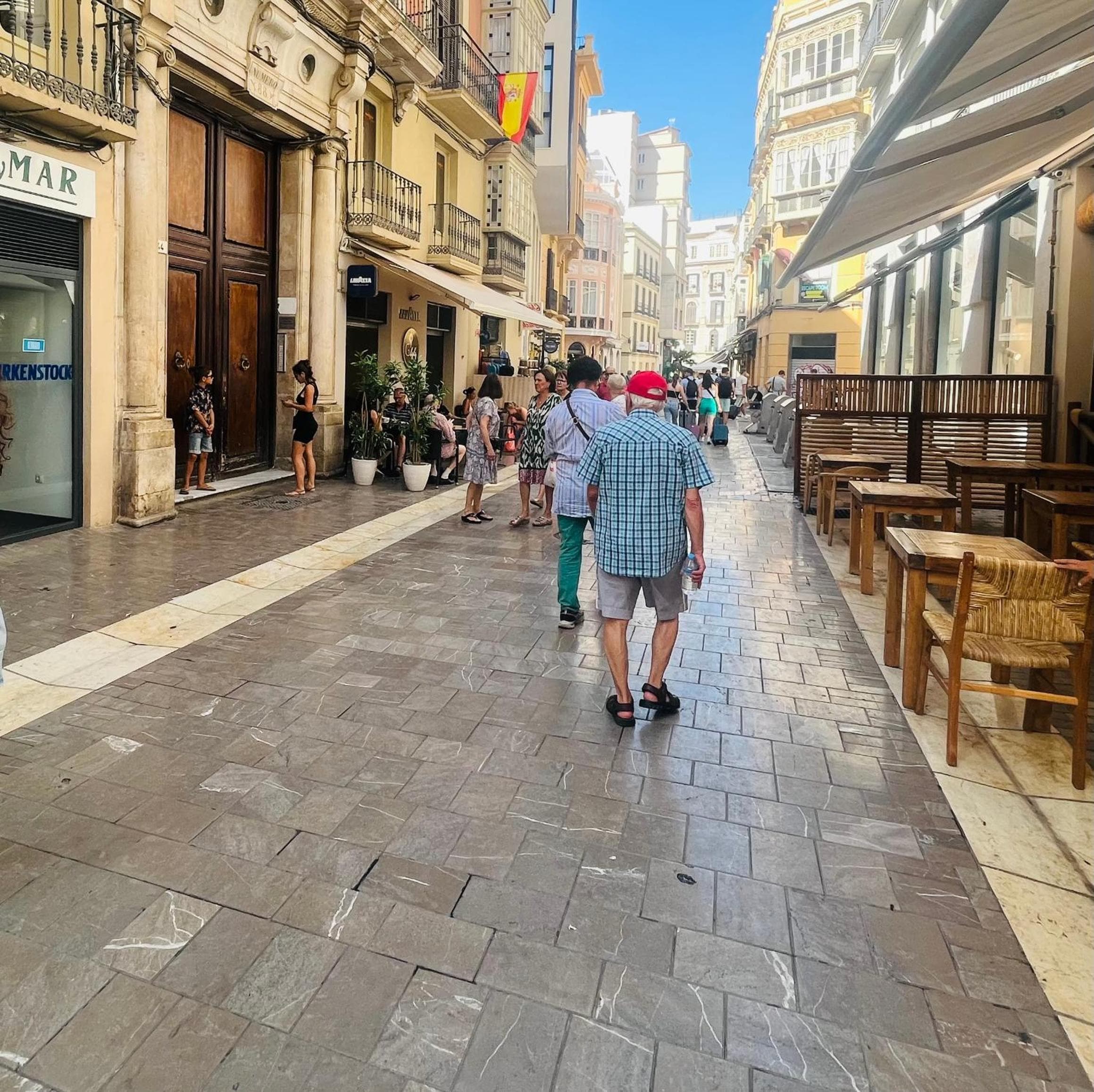 Emilysuites - Malaga Centro Historico — 18