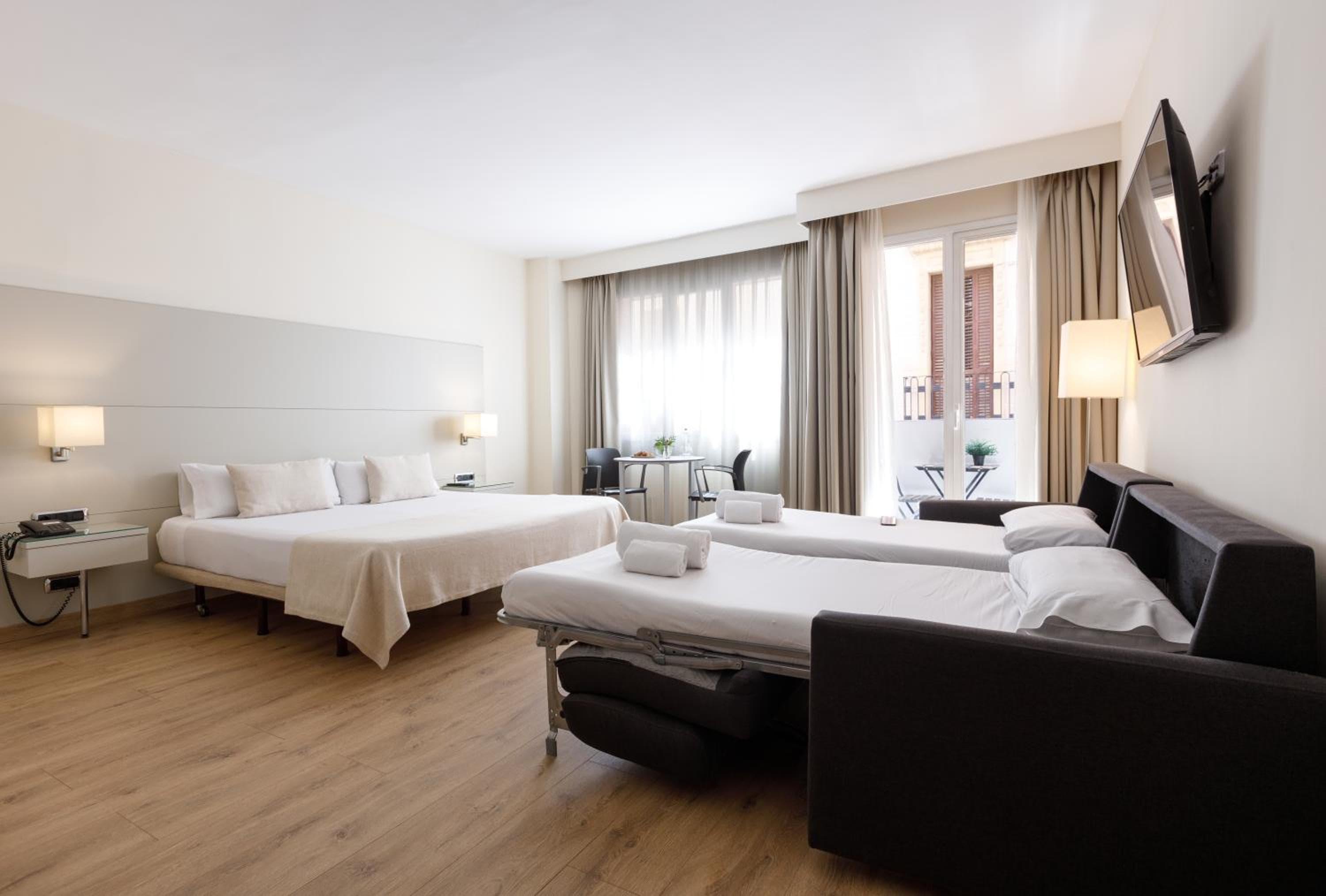 Aparthotel Mariano Cubi Barcelona — 7