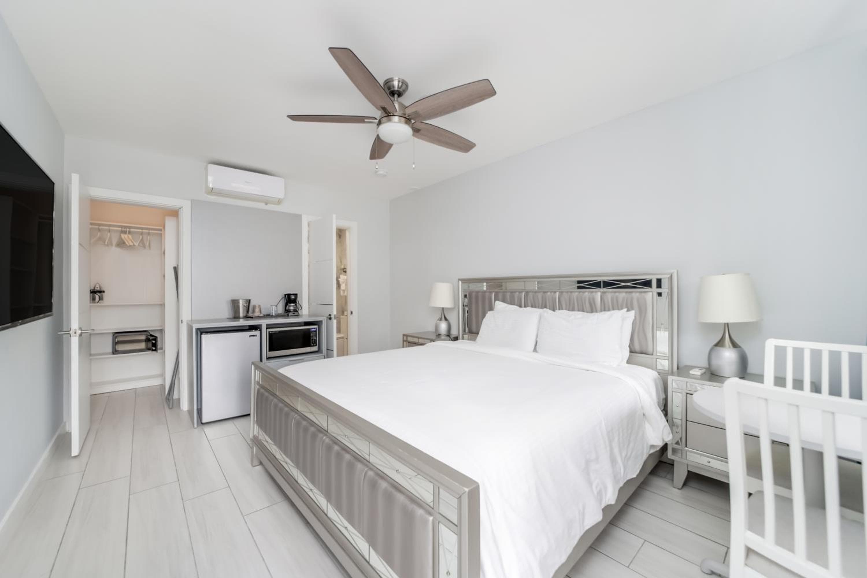 Deco Boutique Hotel — 3