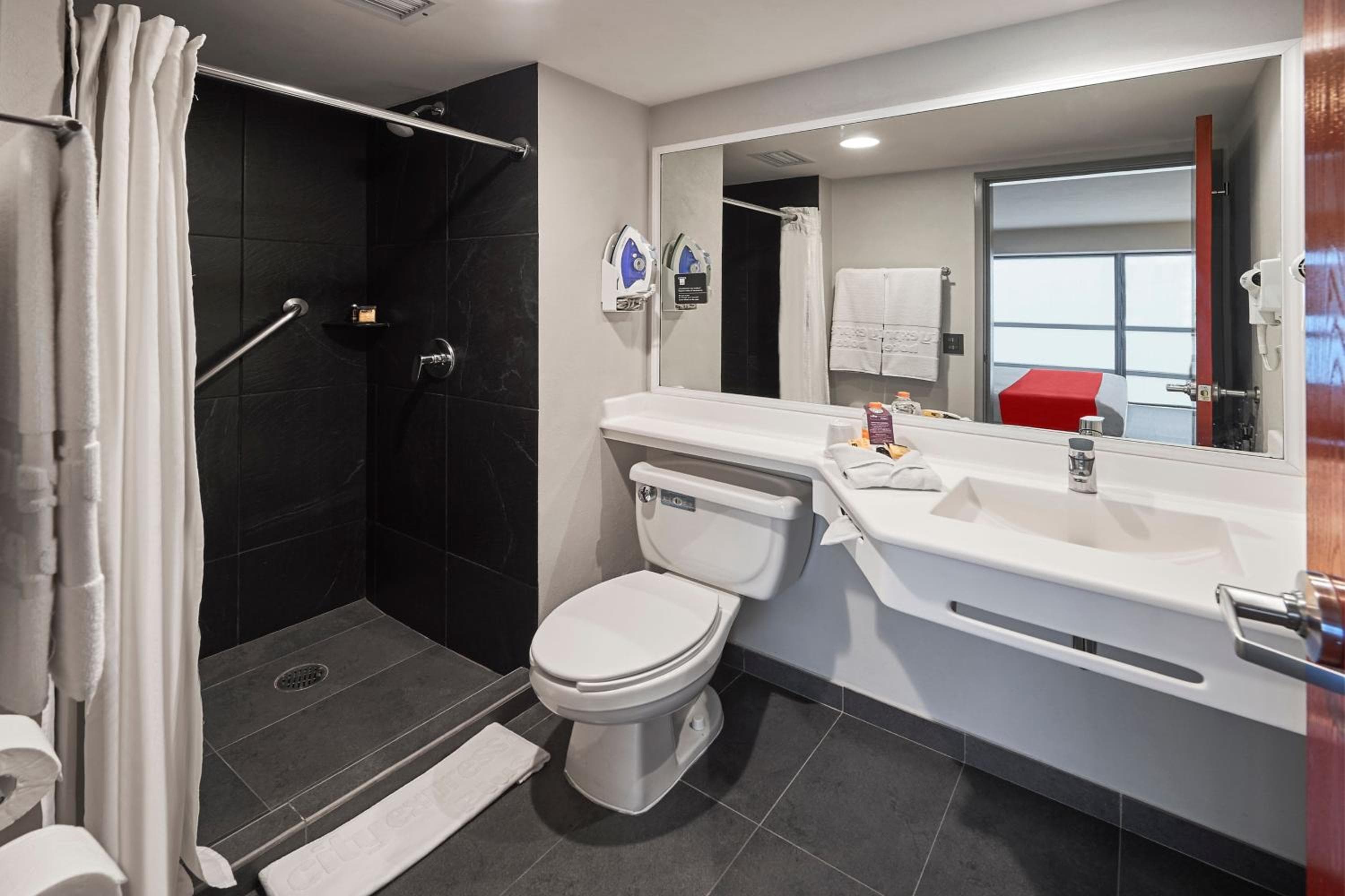 City Express by Marriott EBC Reforma — 27