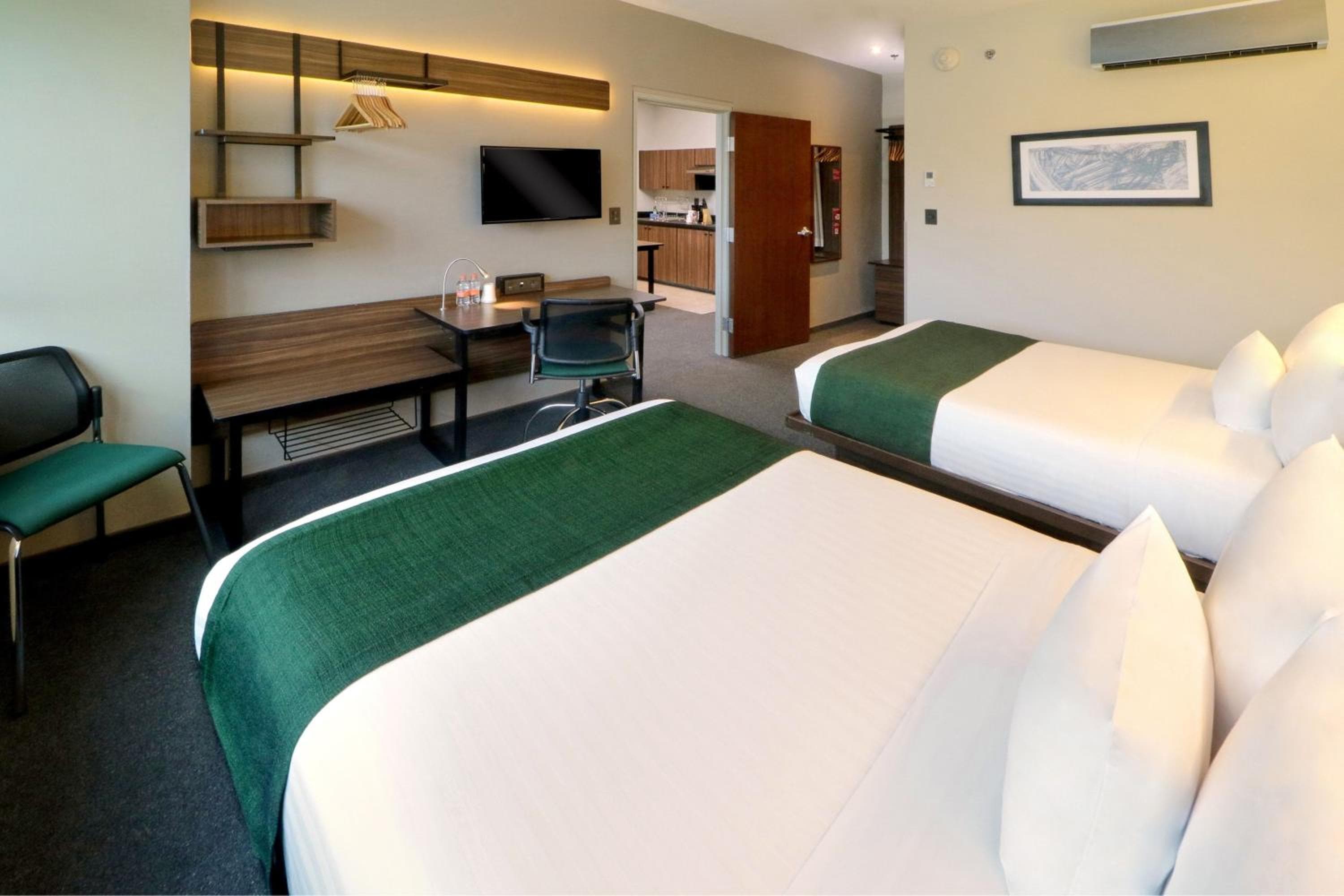 City Express Suites de Marriott Santa Fe — 12