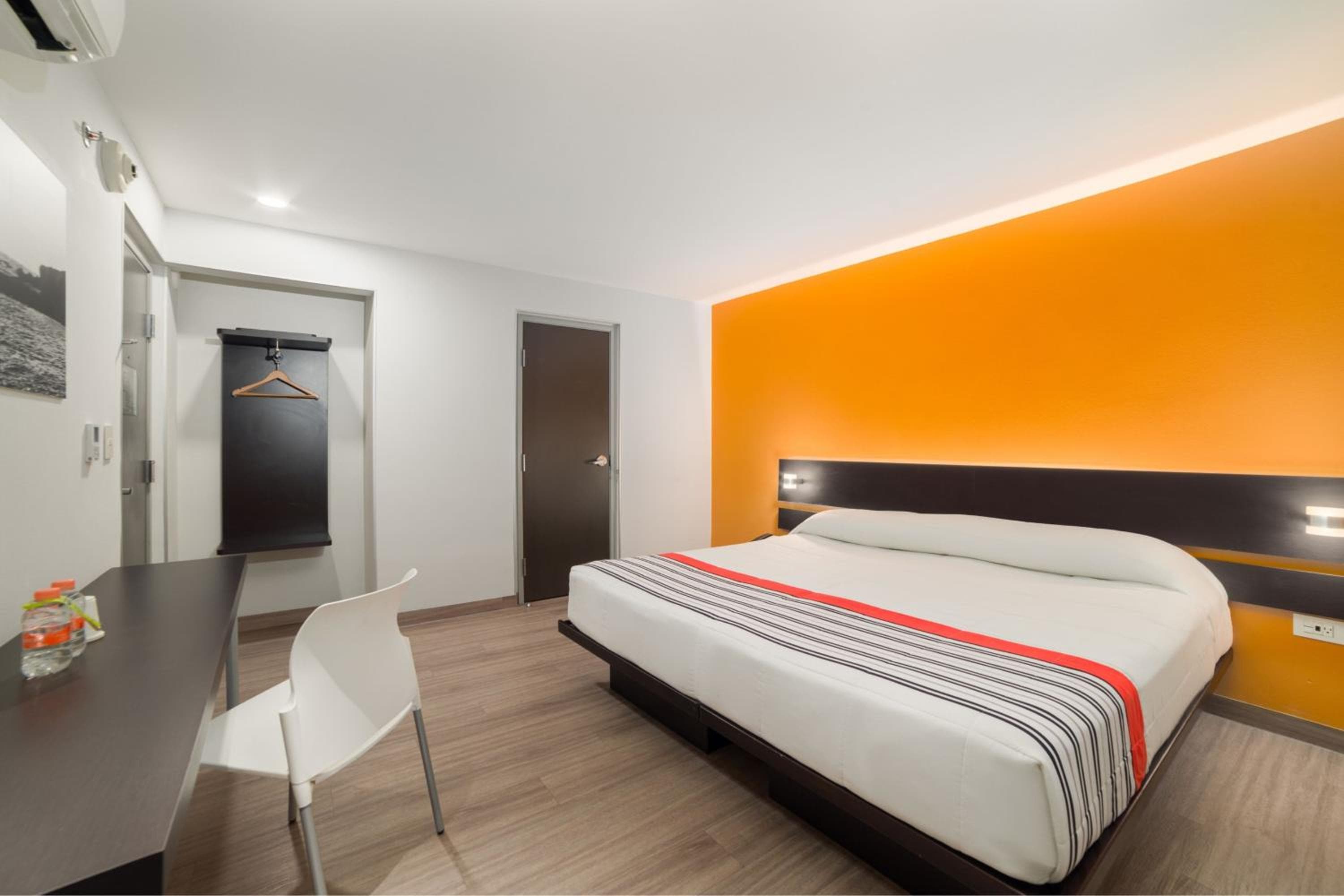 City Express Junior by Marriott Ciudad de México Sullivan -> City Express Junior von Marriott Ciudad de México Sullivan — 14