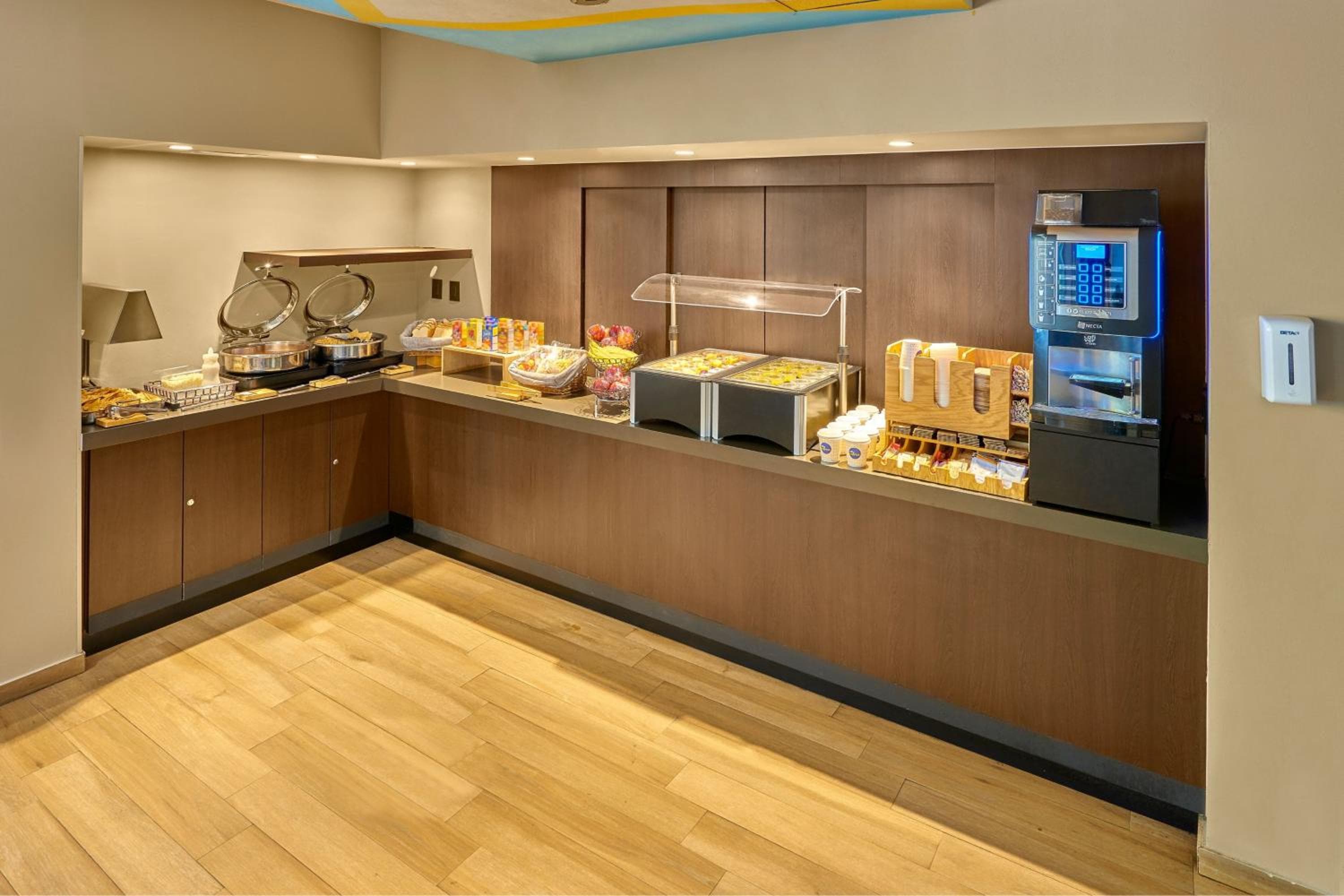 City Express Suites by Marriott Cabo San Lucas — 24