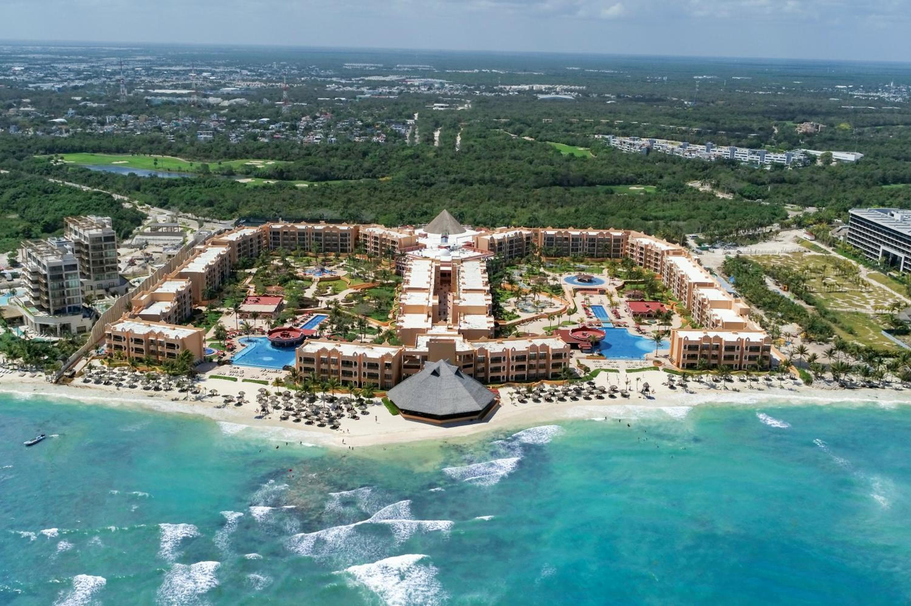 Il Royal Haciendas Resort & Spa — 3