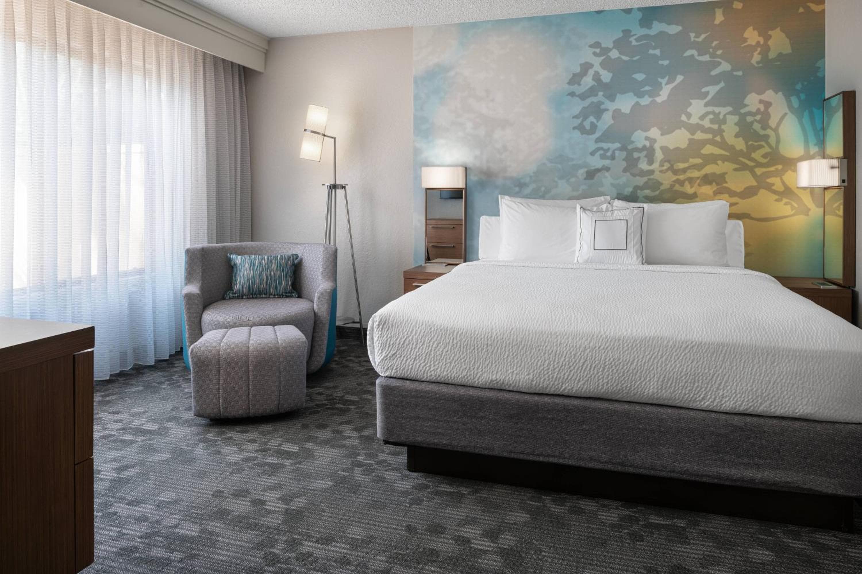 Courtyard by Marriott Las Vegas Convention Center — 9