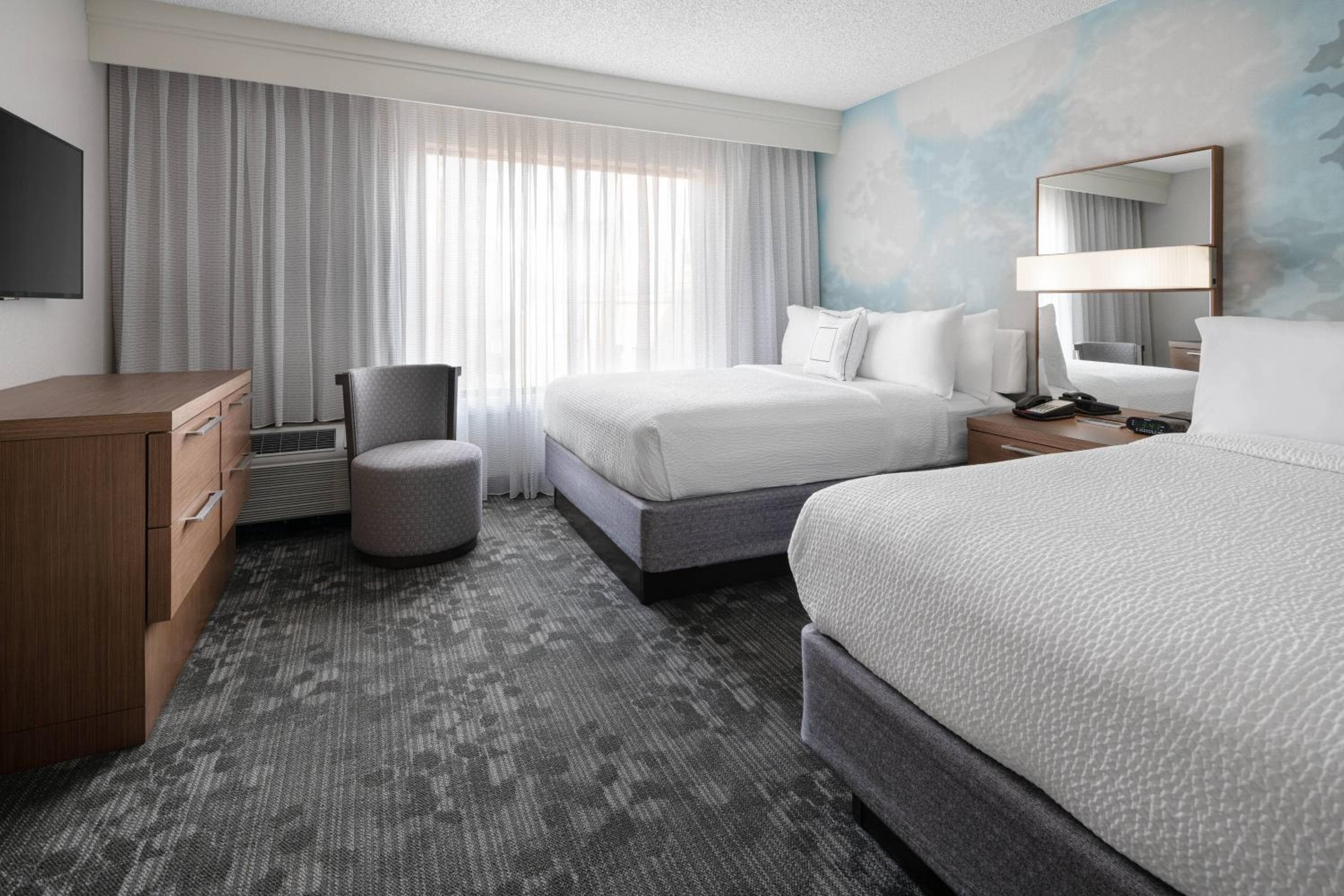 Courtyard by Marriott Las Vegas Convention Center — 6