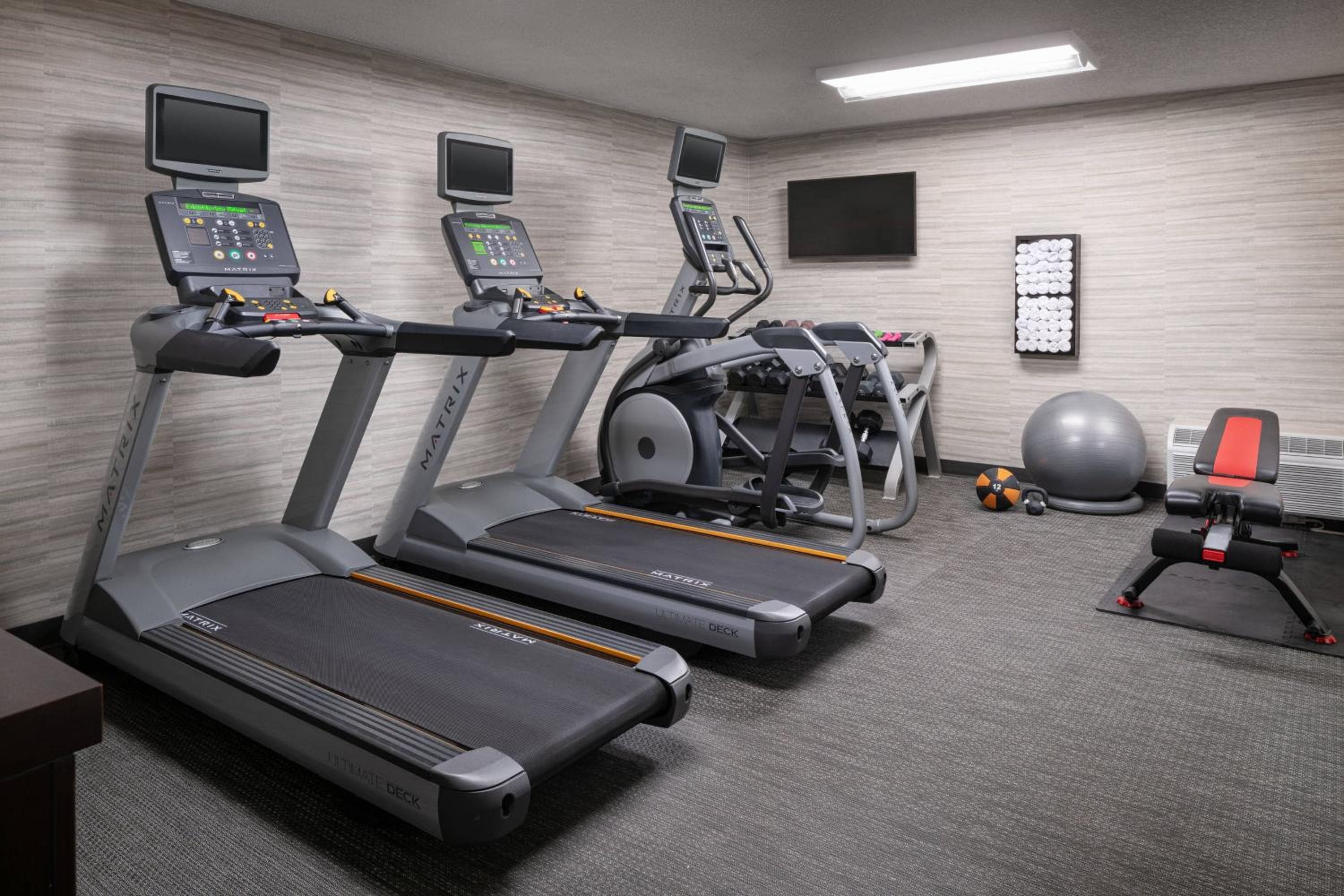 Courtyard by Marriott Las Vegas Convention Center — 29
