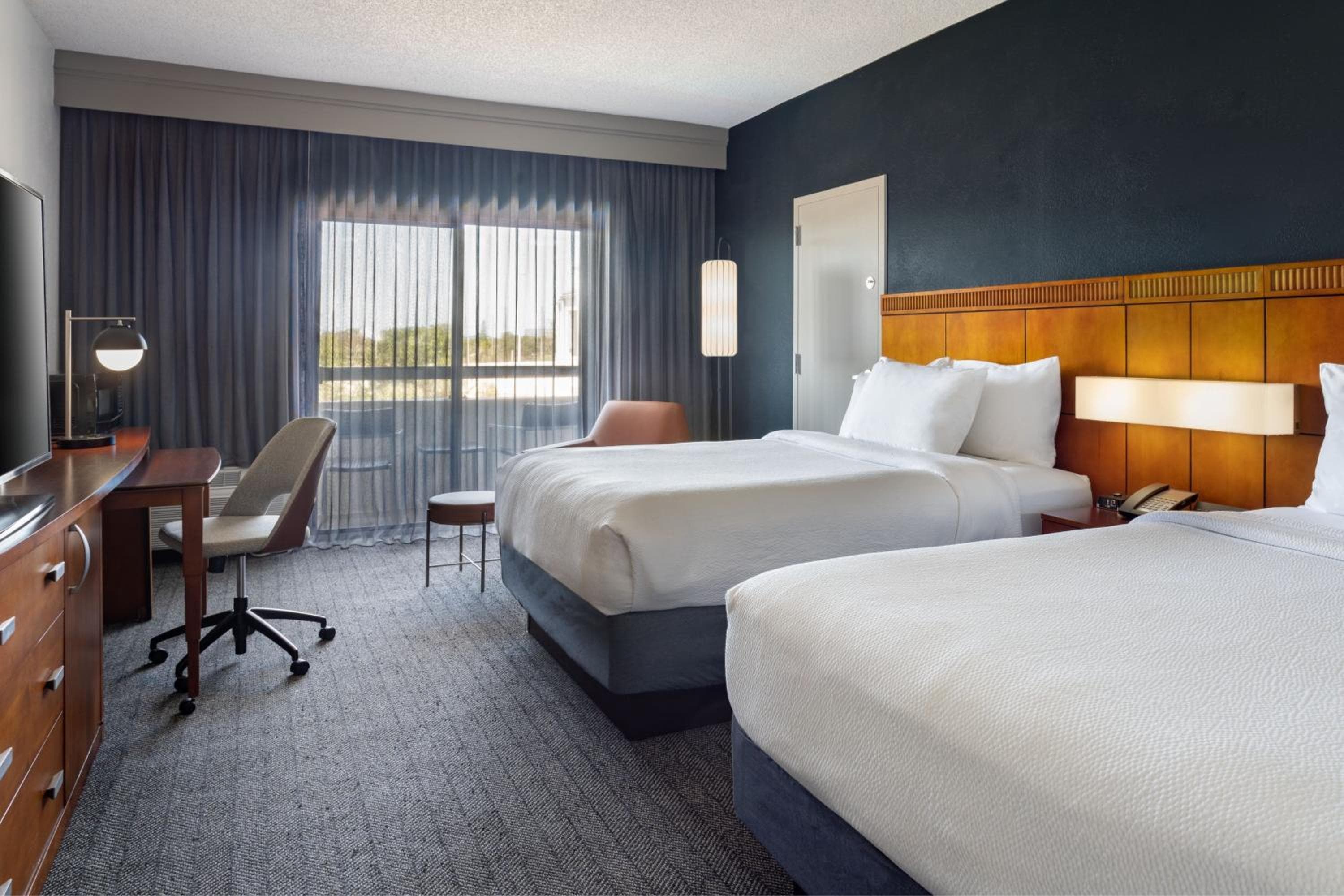 Courtyard Tampa Westshore/Airport — 6
