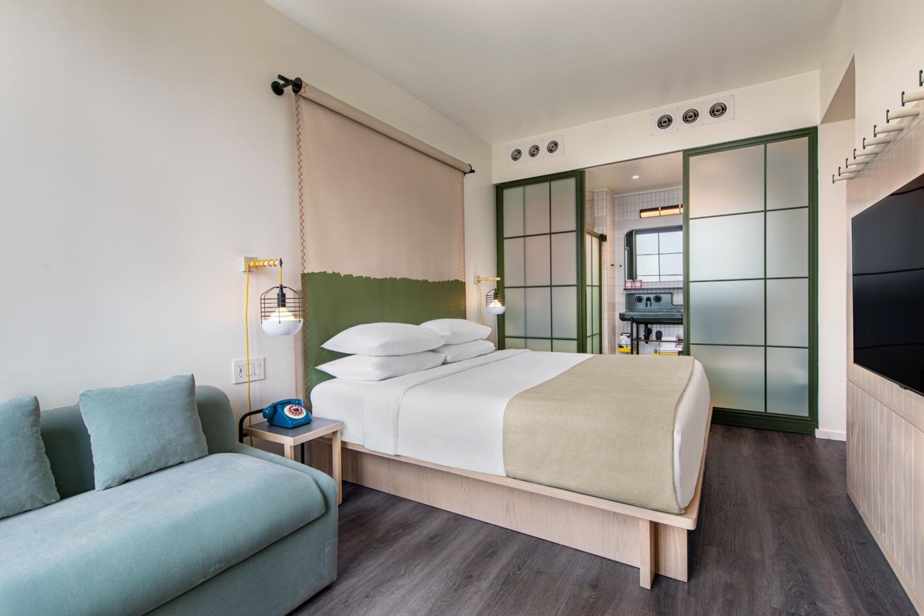 Moxy NYC Chelsea hotel, 105 West 28th Street, New York, United States — photo 21