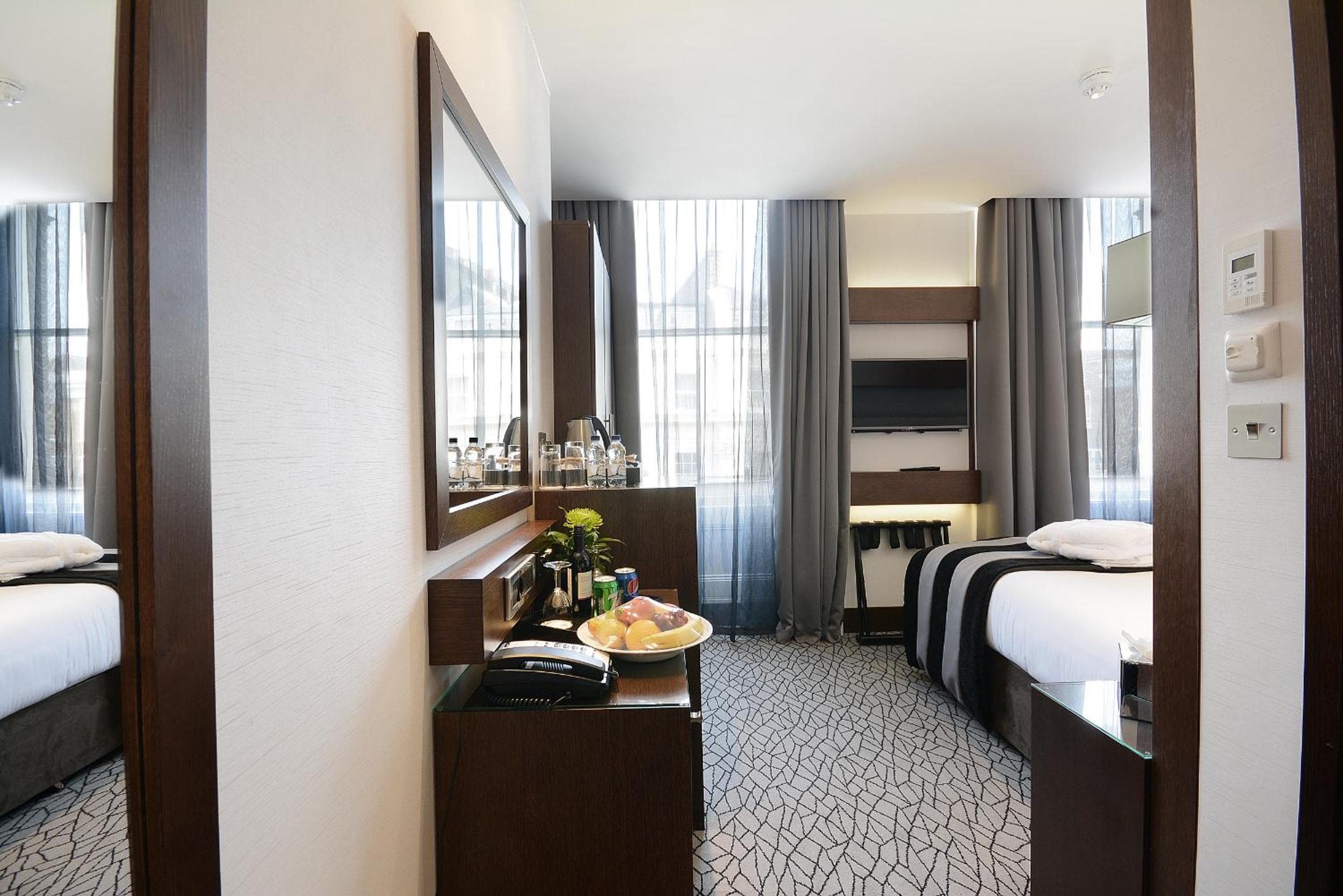 Parco Grand Paddington Corte — 13