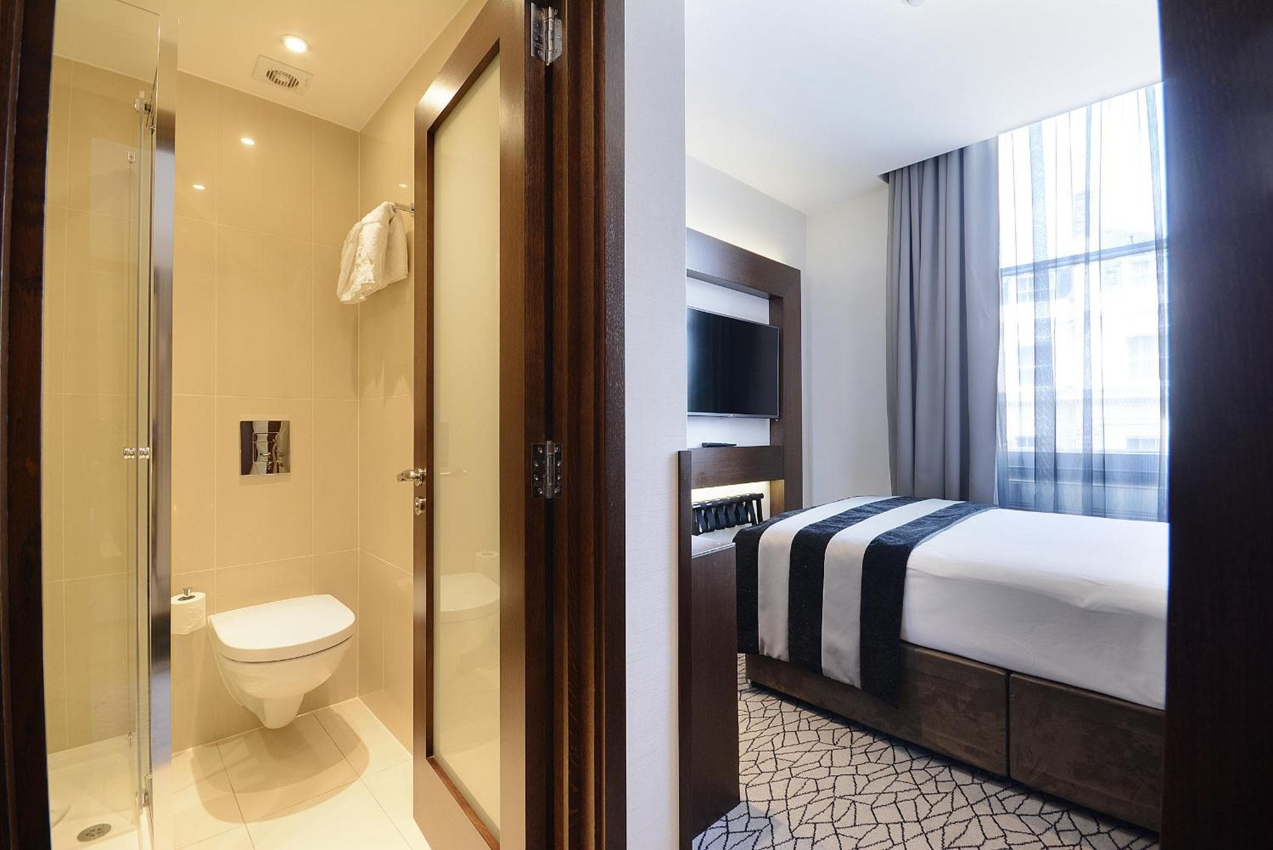 Parco Grand Paddington Corte — 8