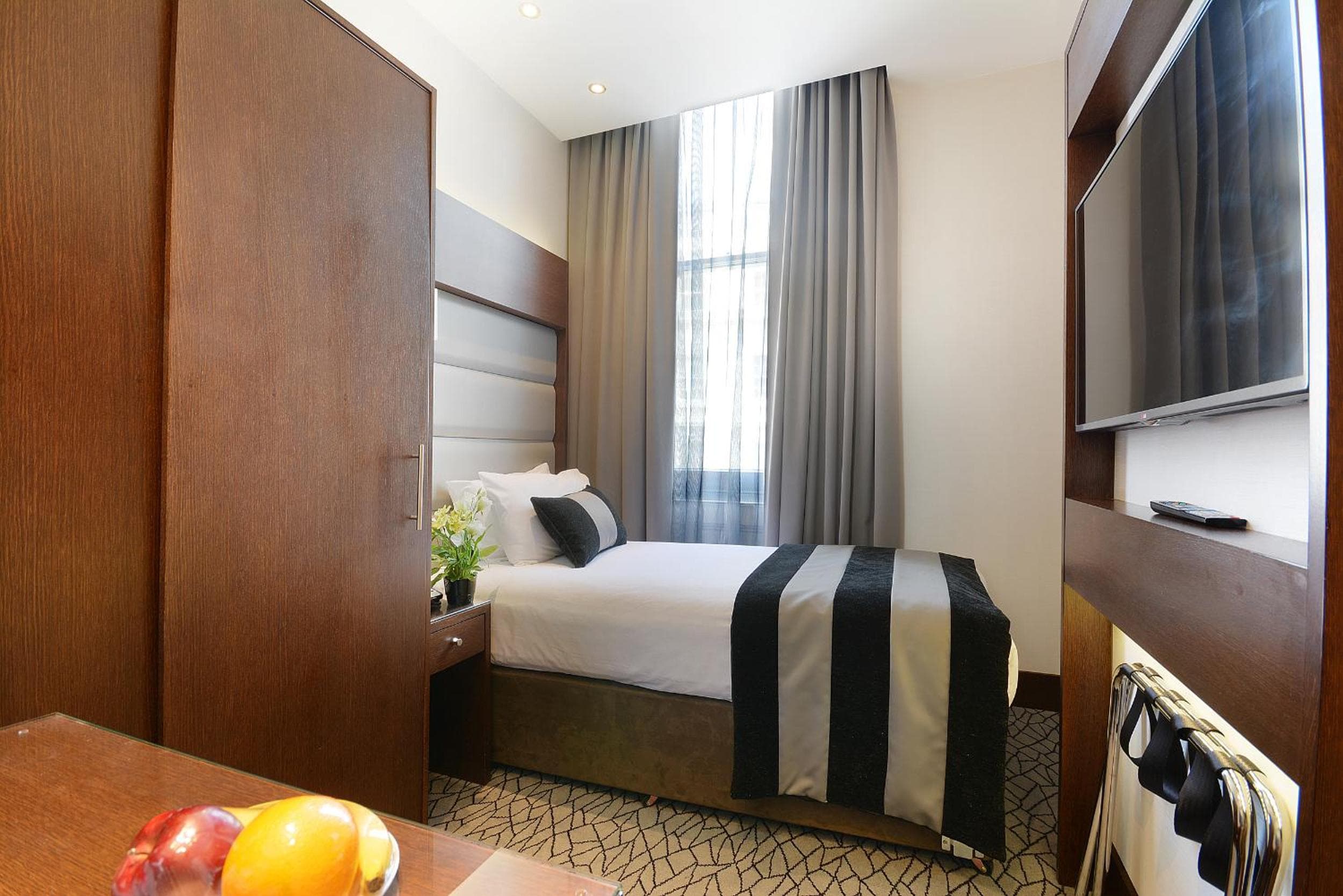 Parco Grand Paddington Corte — 19