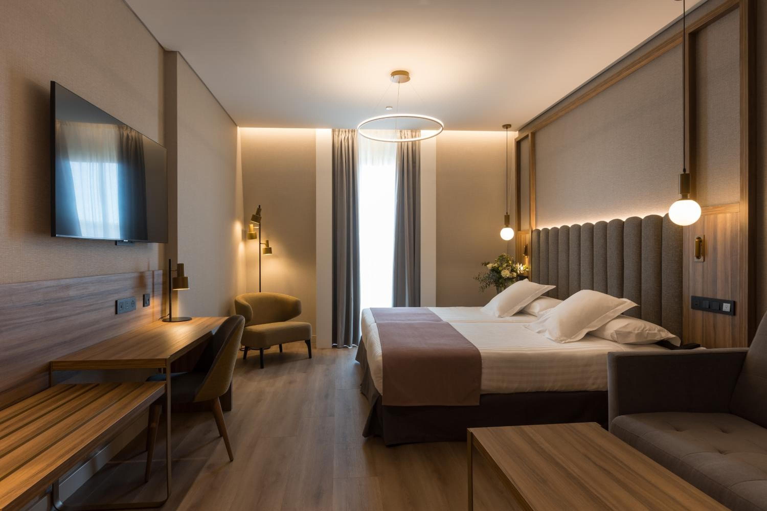 Hotel Giralda Center — 26
