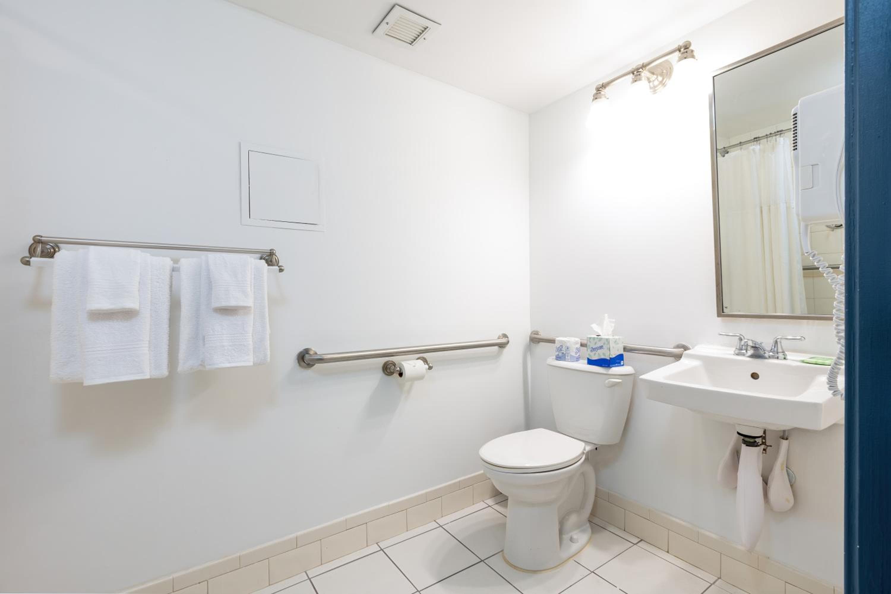 Regency Miami Airport by Sonesta — 27