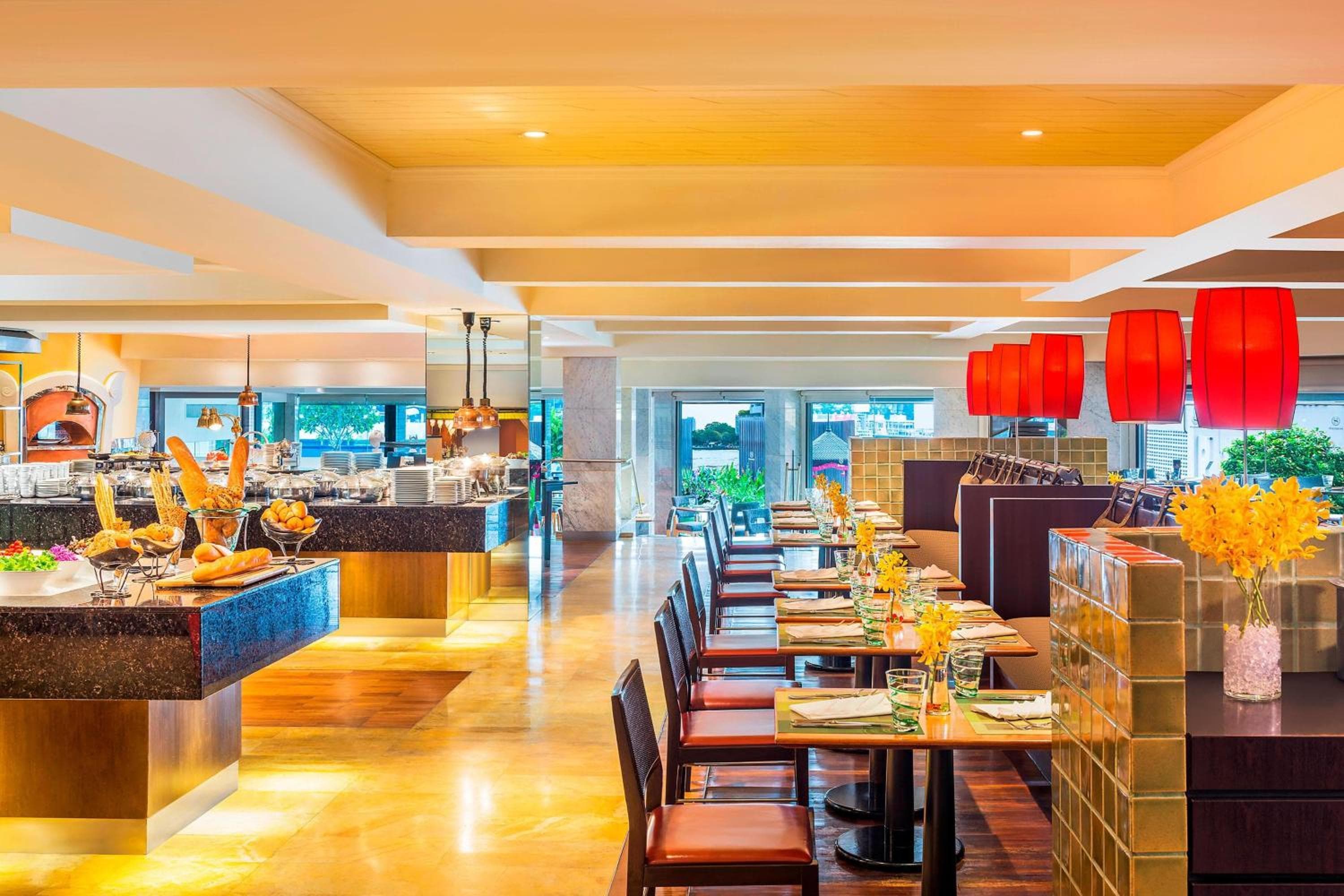 Royal Orchid Sheraton Riverside Hotel Bangkok — 24