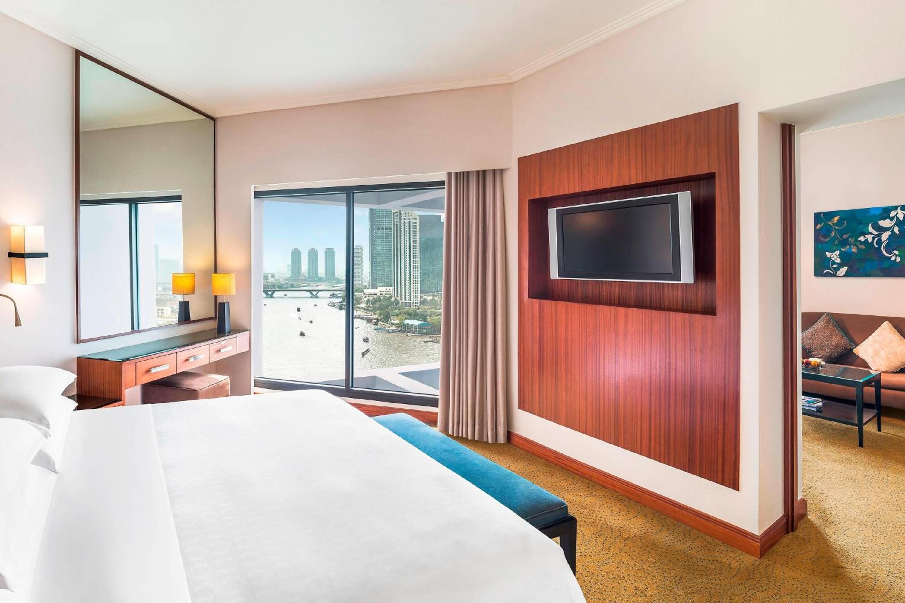 Royal Orchid Sheraton Riverside Hotel Bangkok — 22