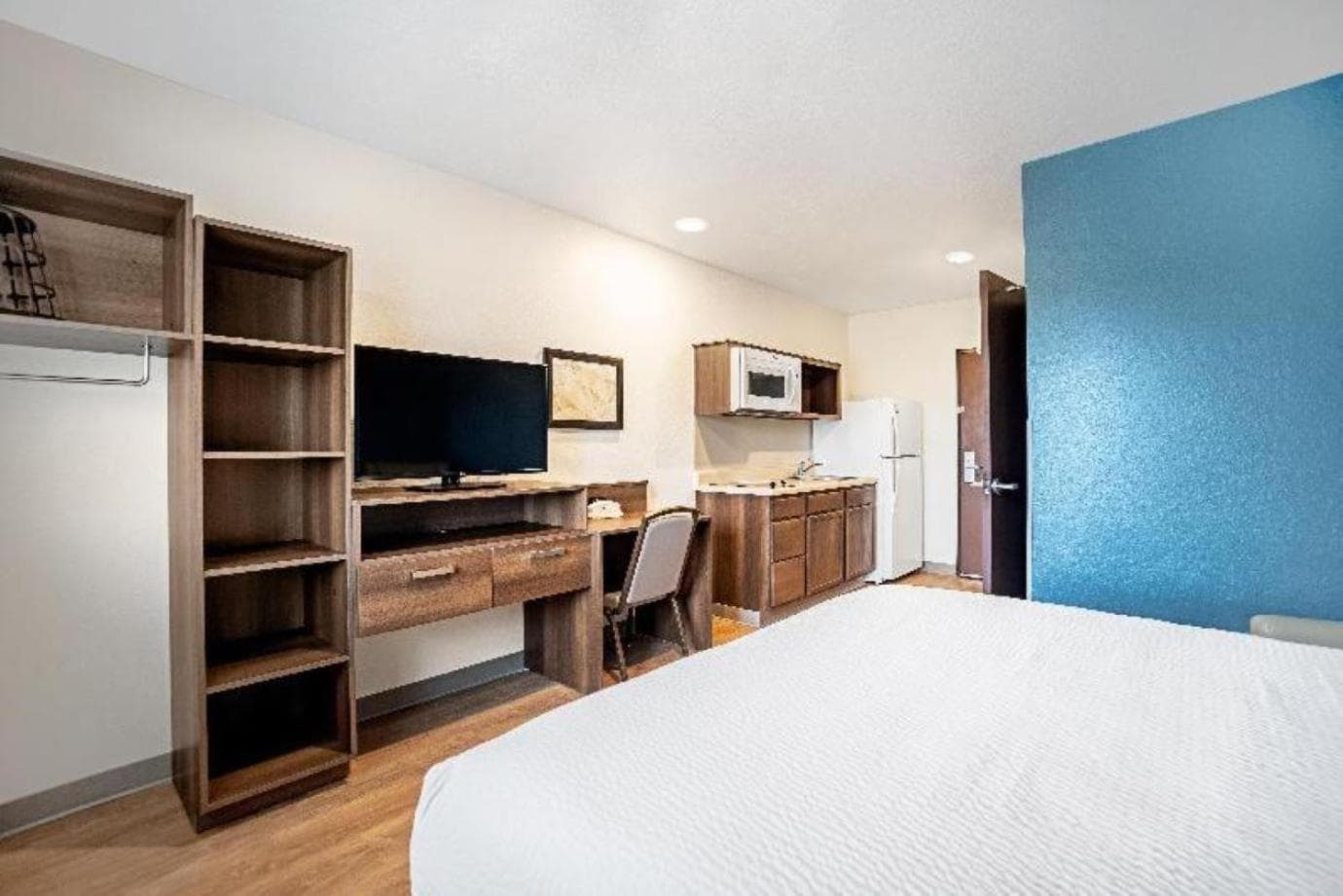 WoodSpring Suites Miami Southwest — 3