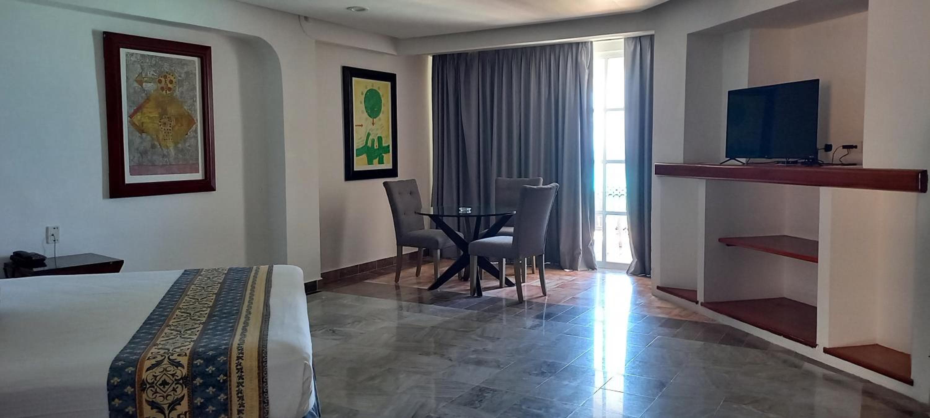 Hotel y Museo Casa Turquesa — 8