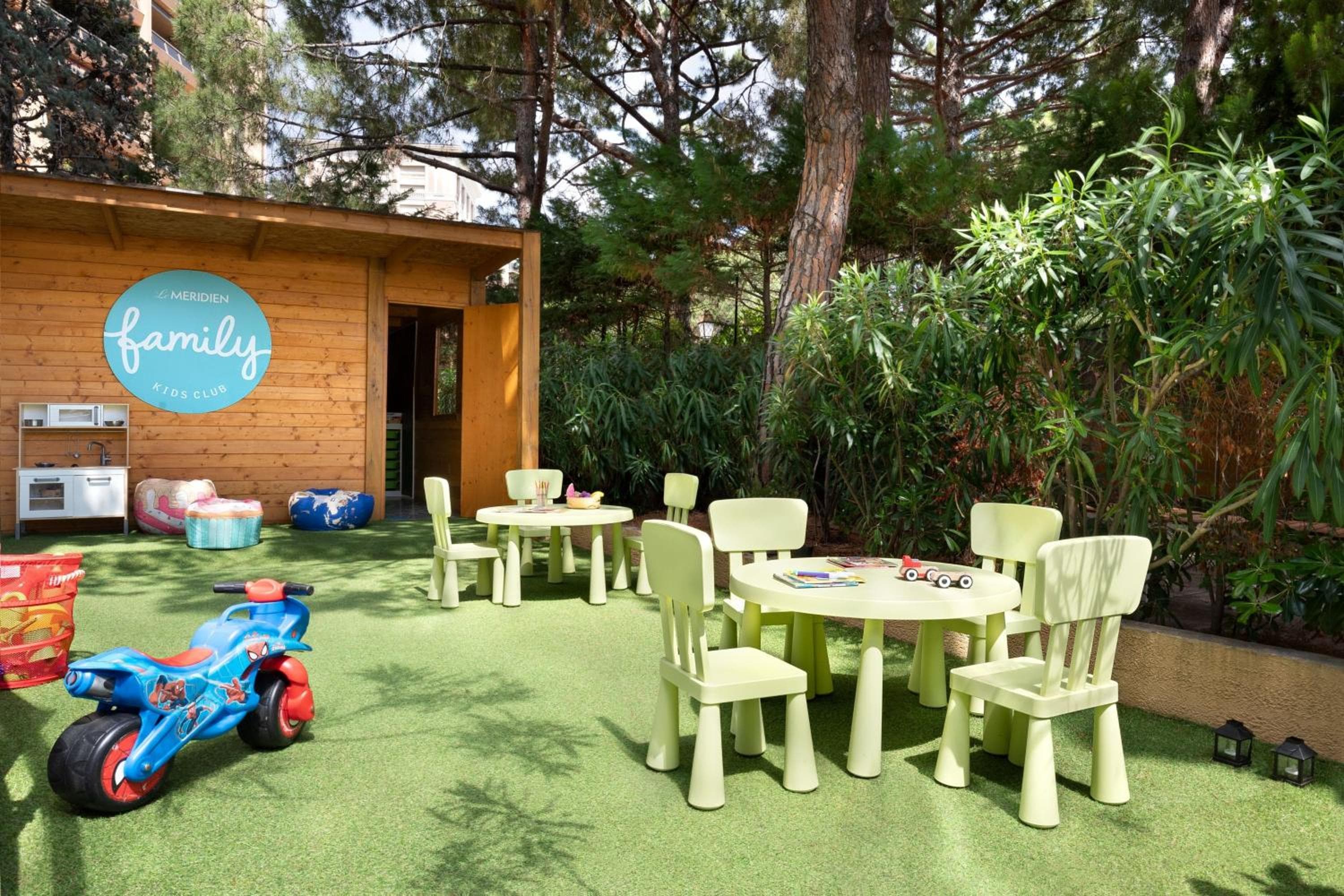 Le Méridien Beach Plaza — 11