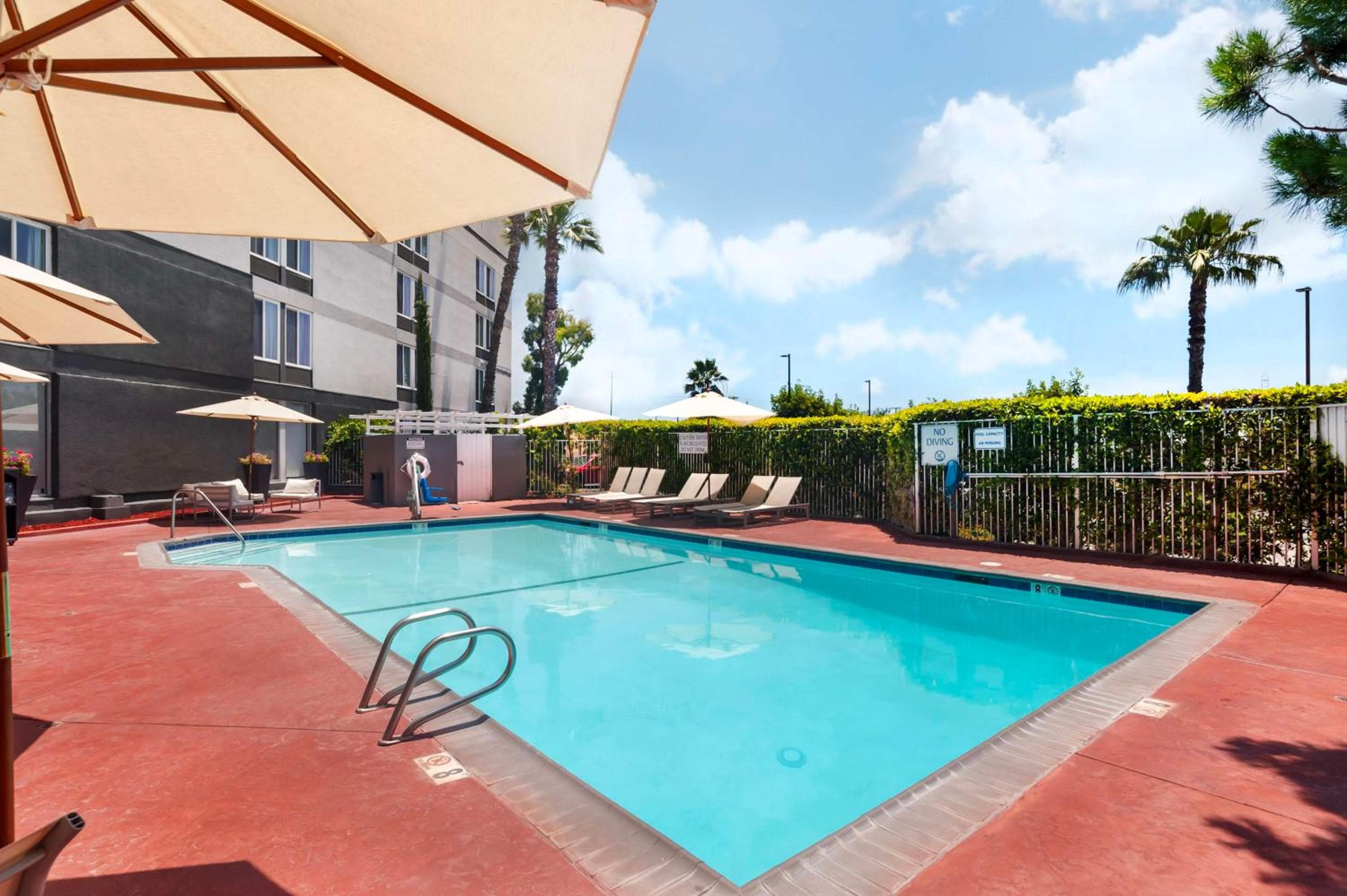 Best Western Plus Commerce Hotel — 14