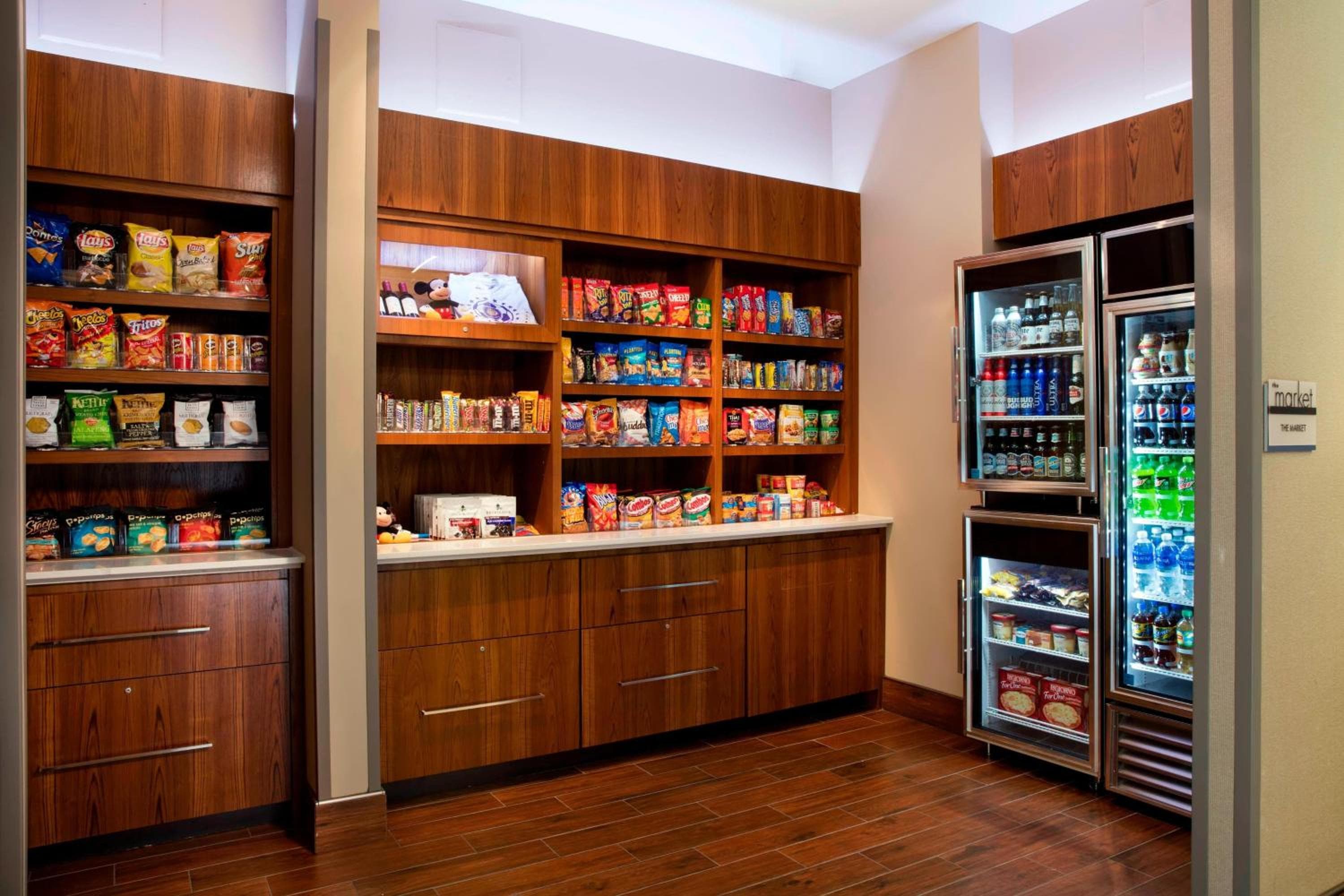 SpringHill Suites by Marriott Orlando presso FLAMINGO CROSSINGS centro città-ingresso occidentale — 20