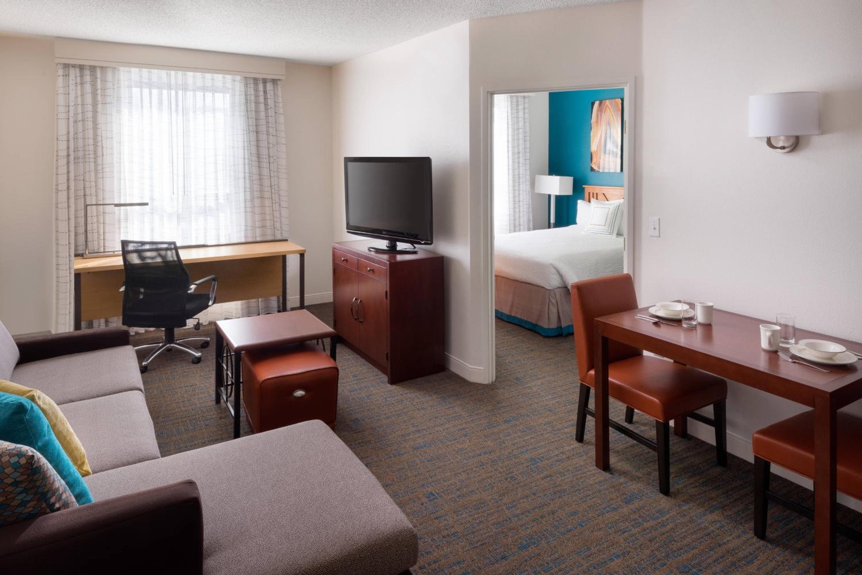 Residence Inn by Marriott Las Vegas Hughes Center — 8