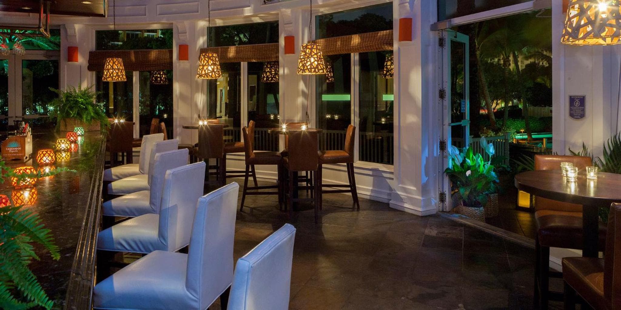 Pelican Grand Beach Resort, un complejo de casa noble — 13