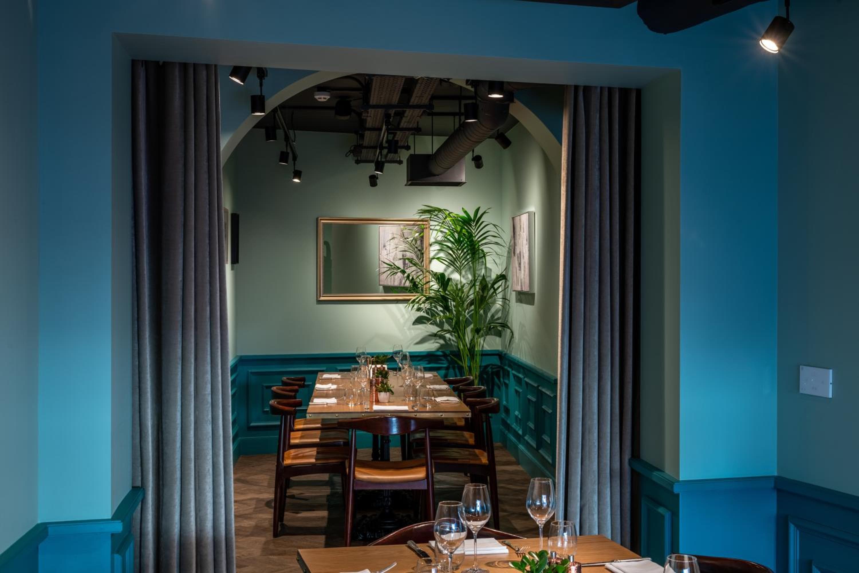 Sloane Place — 17