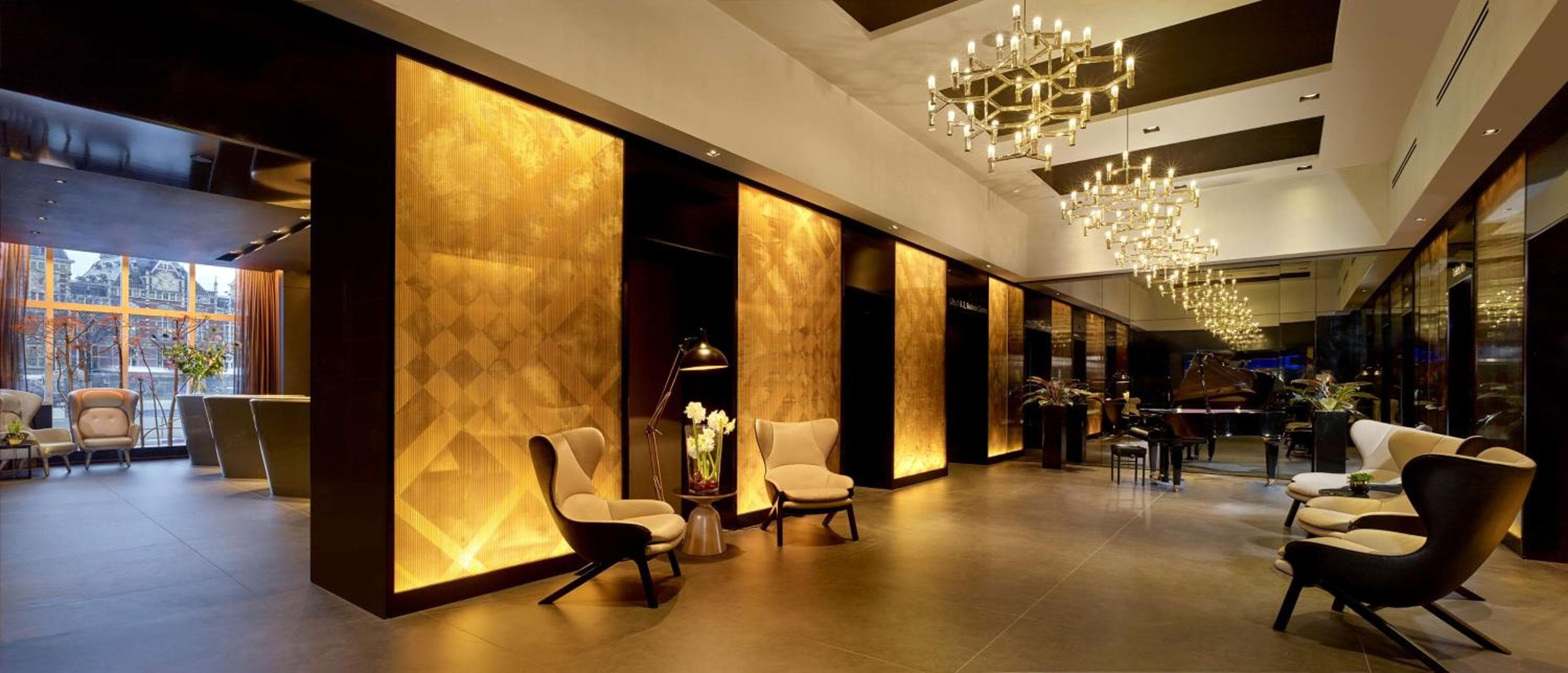 Park Plaza Victoria Amsterdam hotel, Damrak 1 - 5, Amsterdam, Netherlands — photo 2