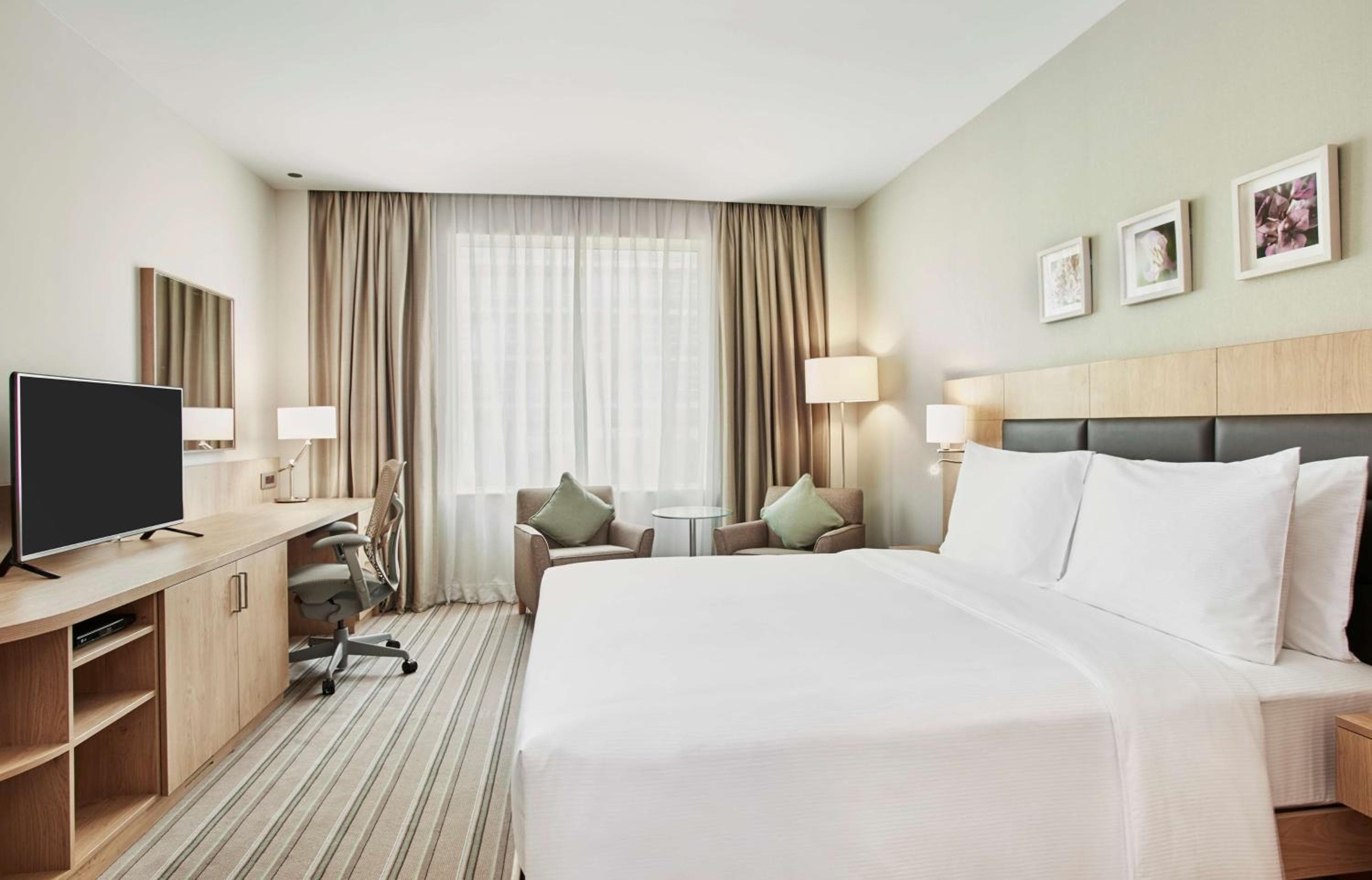 Hilton Garden Inn Dubai, Mall Avenue — 30