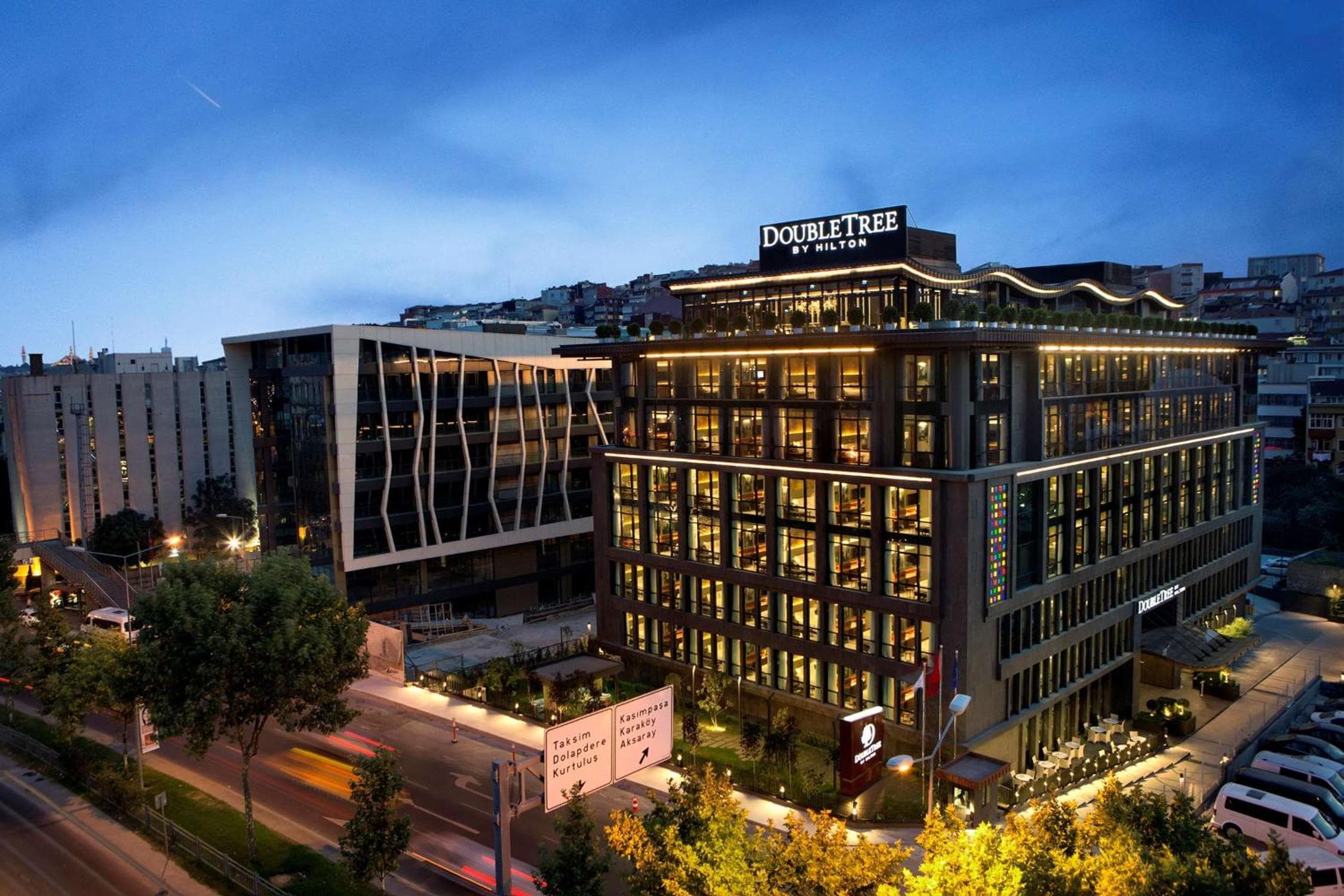 DoubleTree by Hilton Istanbul - Piyalepasa — 1
