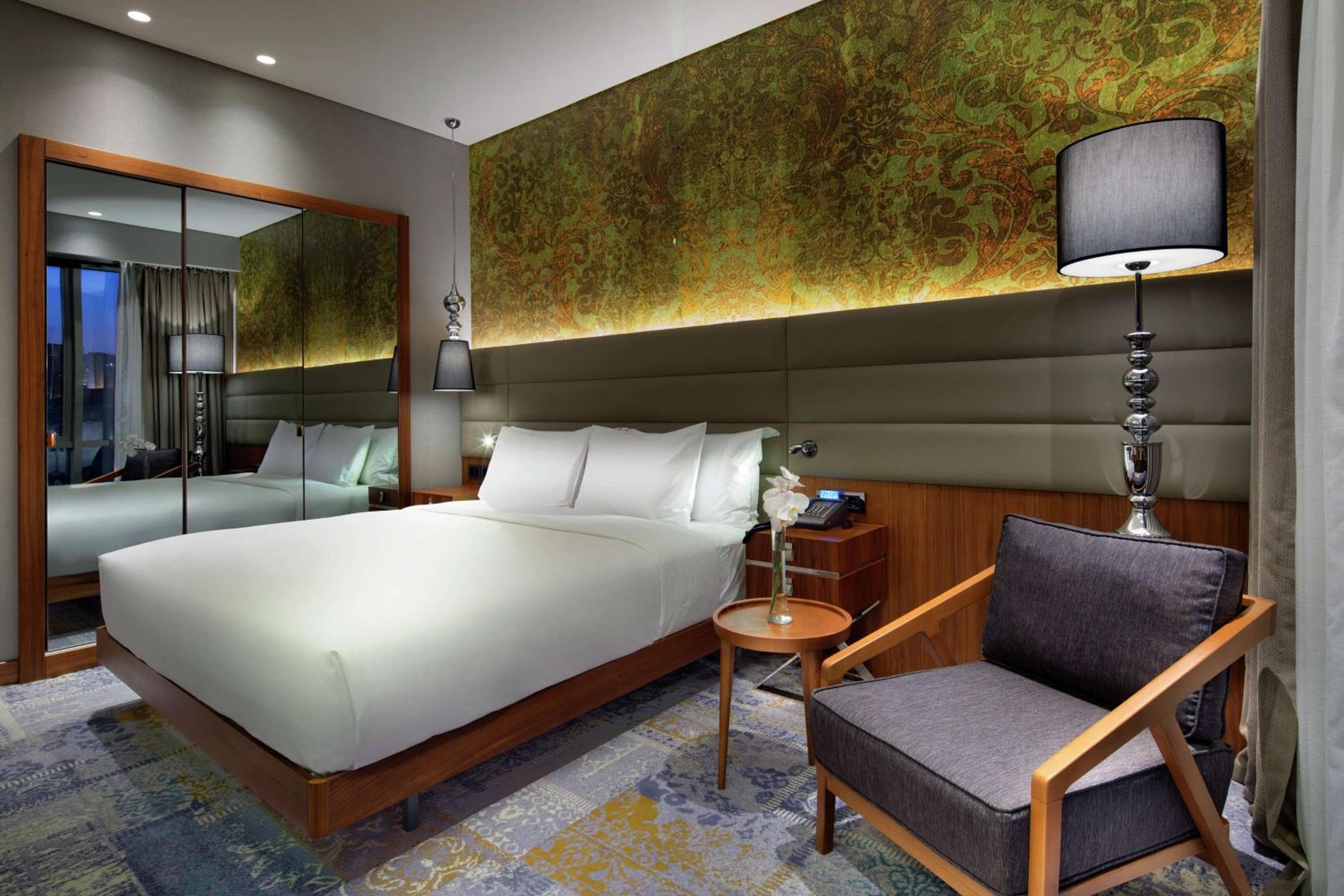 DoubleTree by Hilton Istanbul - Piyalepasa — 2