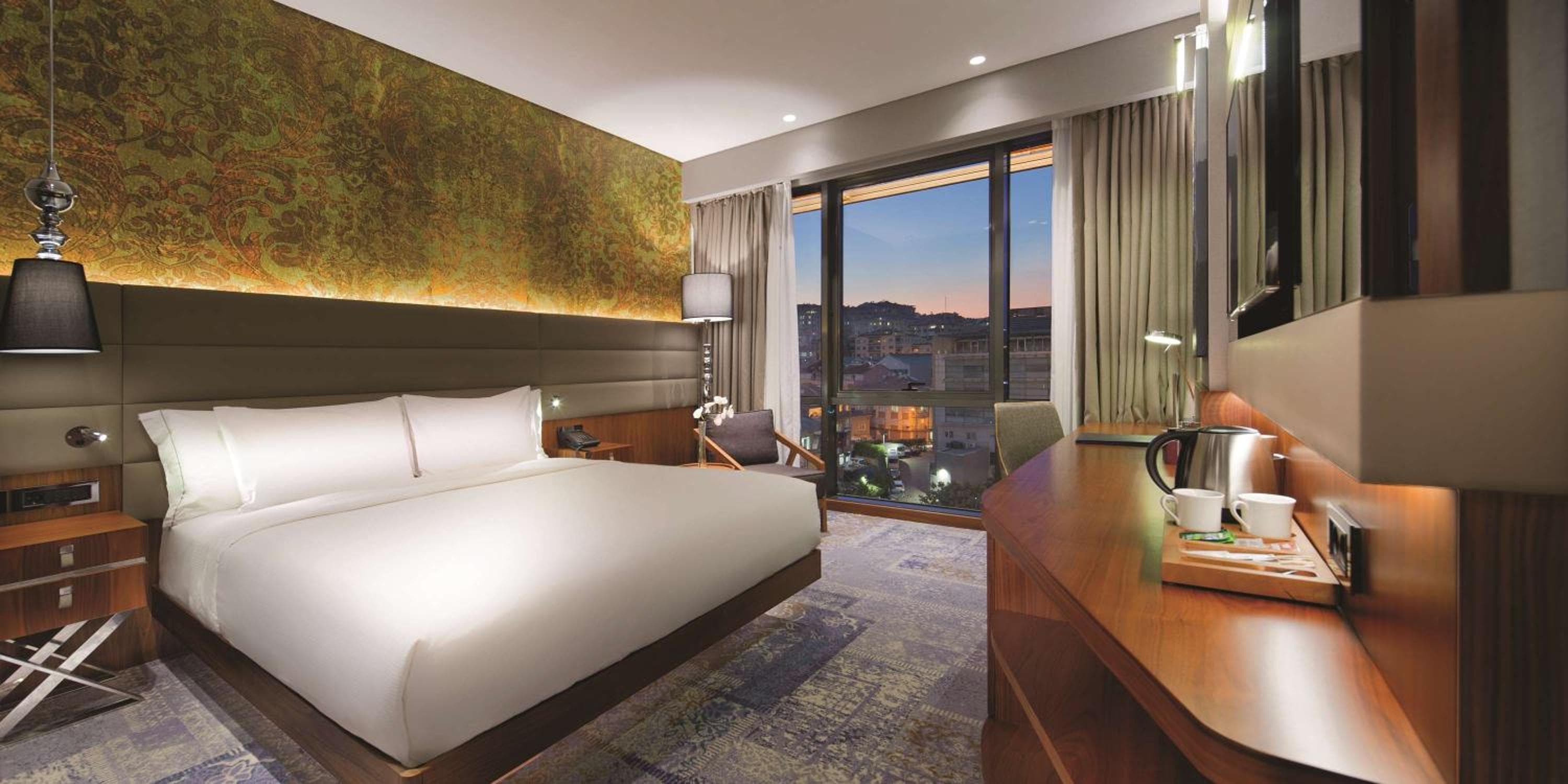 DoubleTree by Hilton Istanbul - Piyalepasa — 22