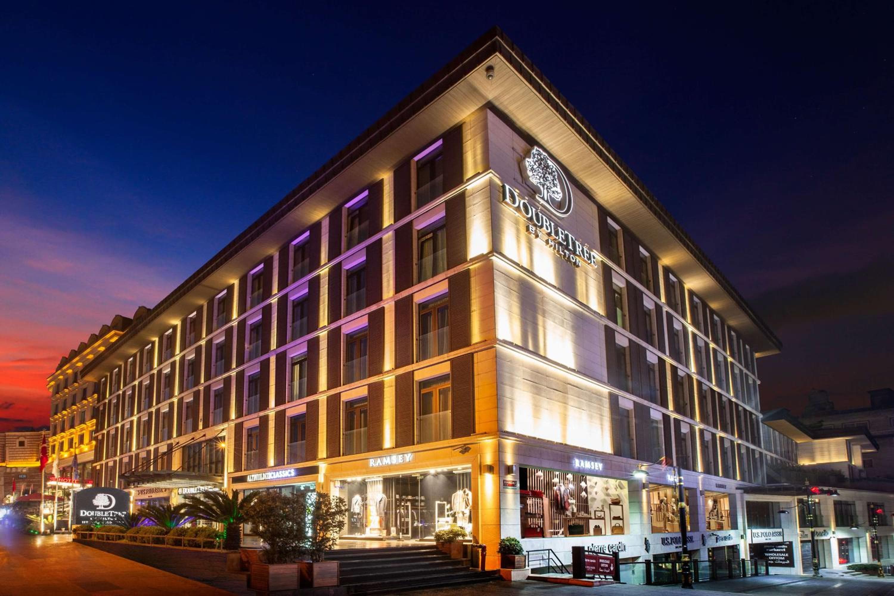 DoubleTree By Hilton Istanbul - Città Vecchia — 2