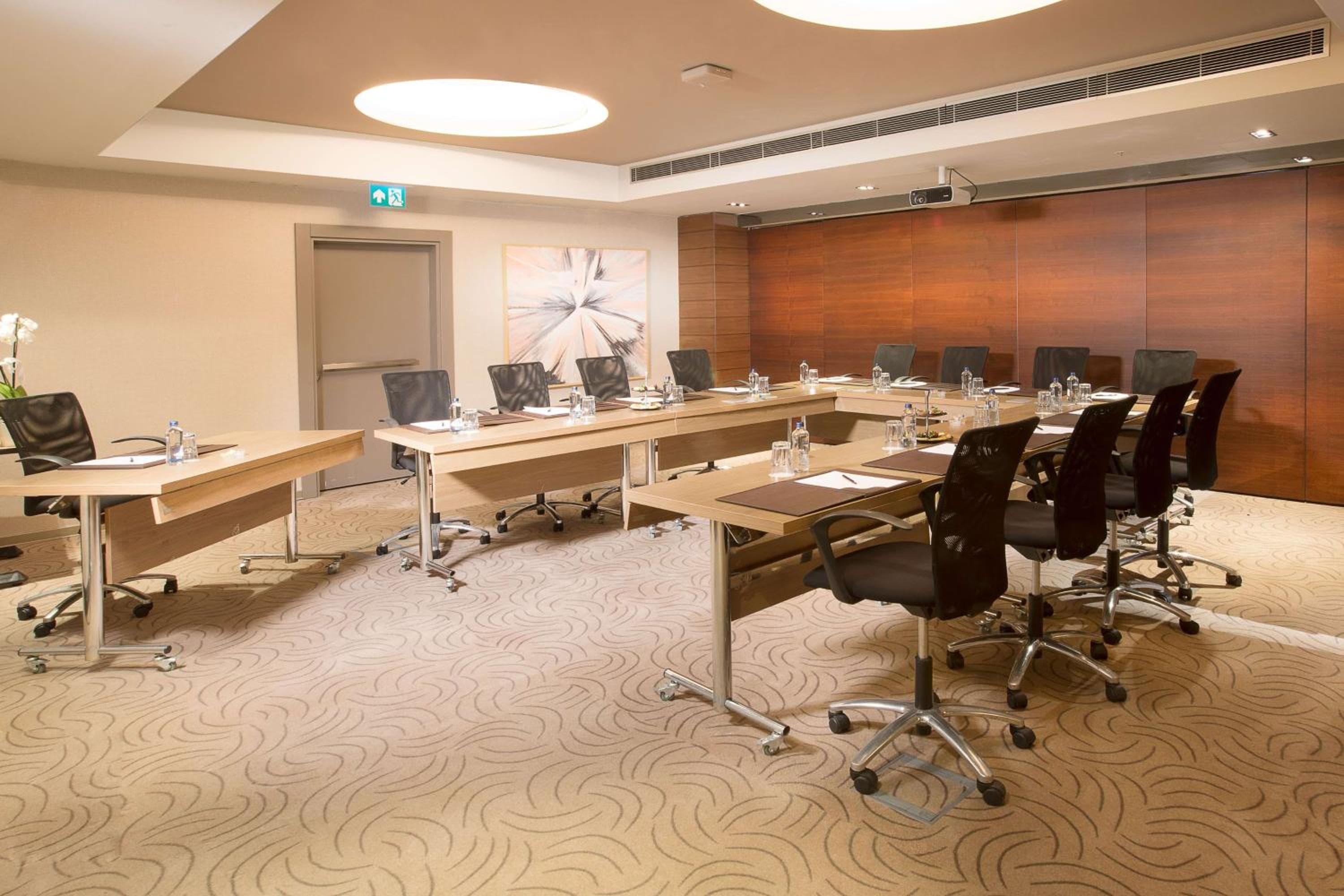 DoubleTree By Hilton Istanbul - Old Town — 9