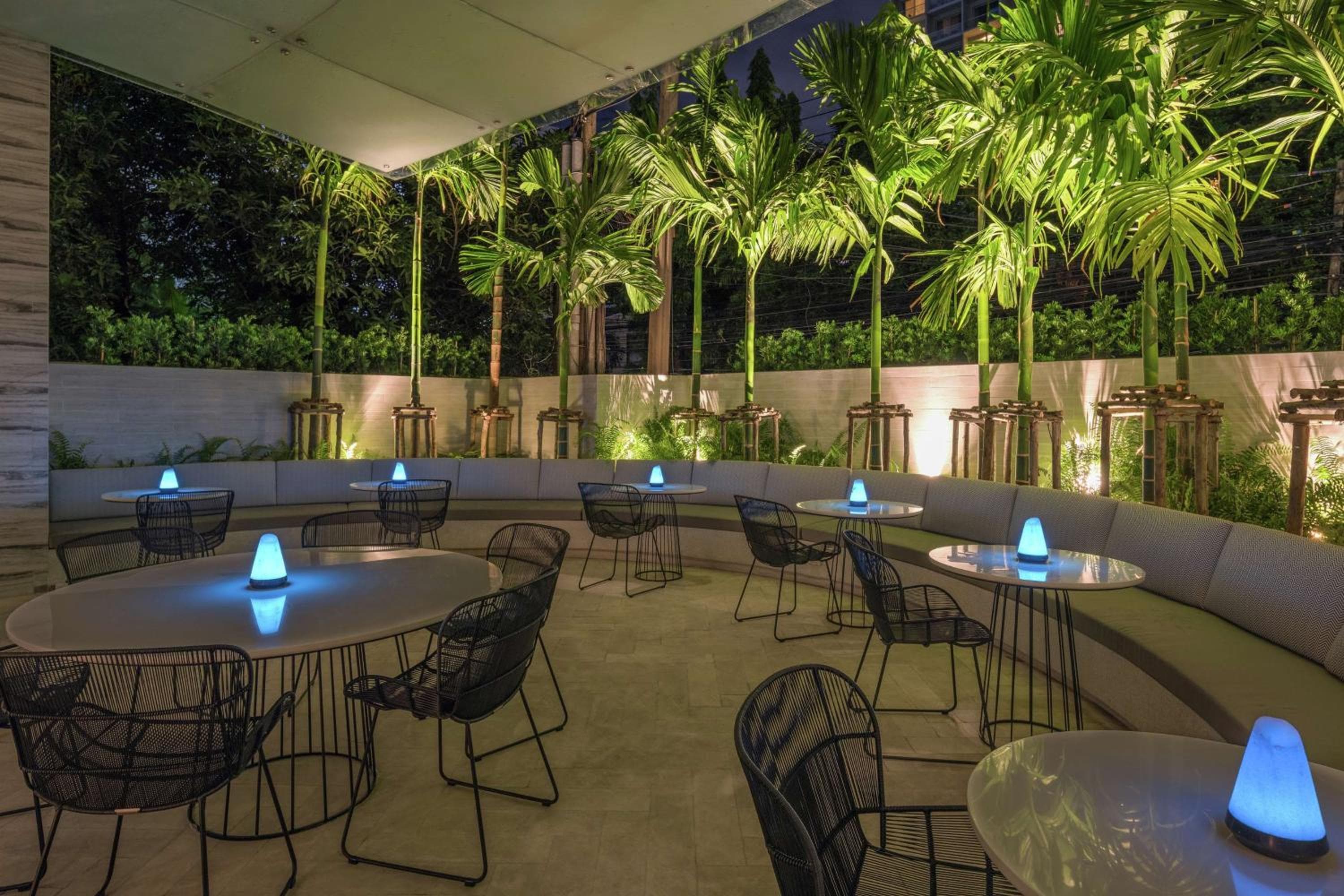 DoubleTree dell'Hilton Bangkok Ploenchit — 13