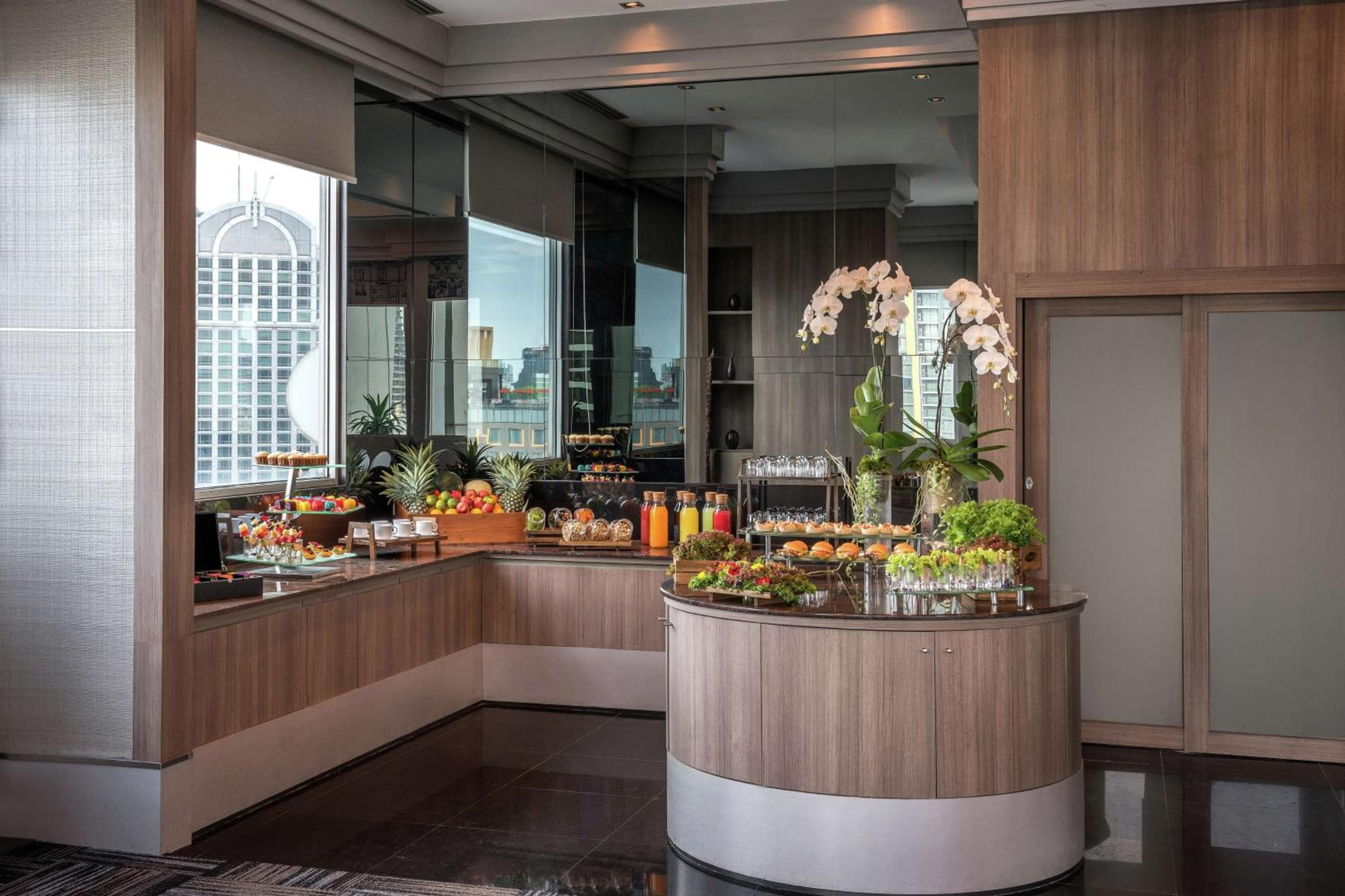 DoubleTree by Hilton Bangkok Ploenchit — 15