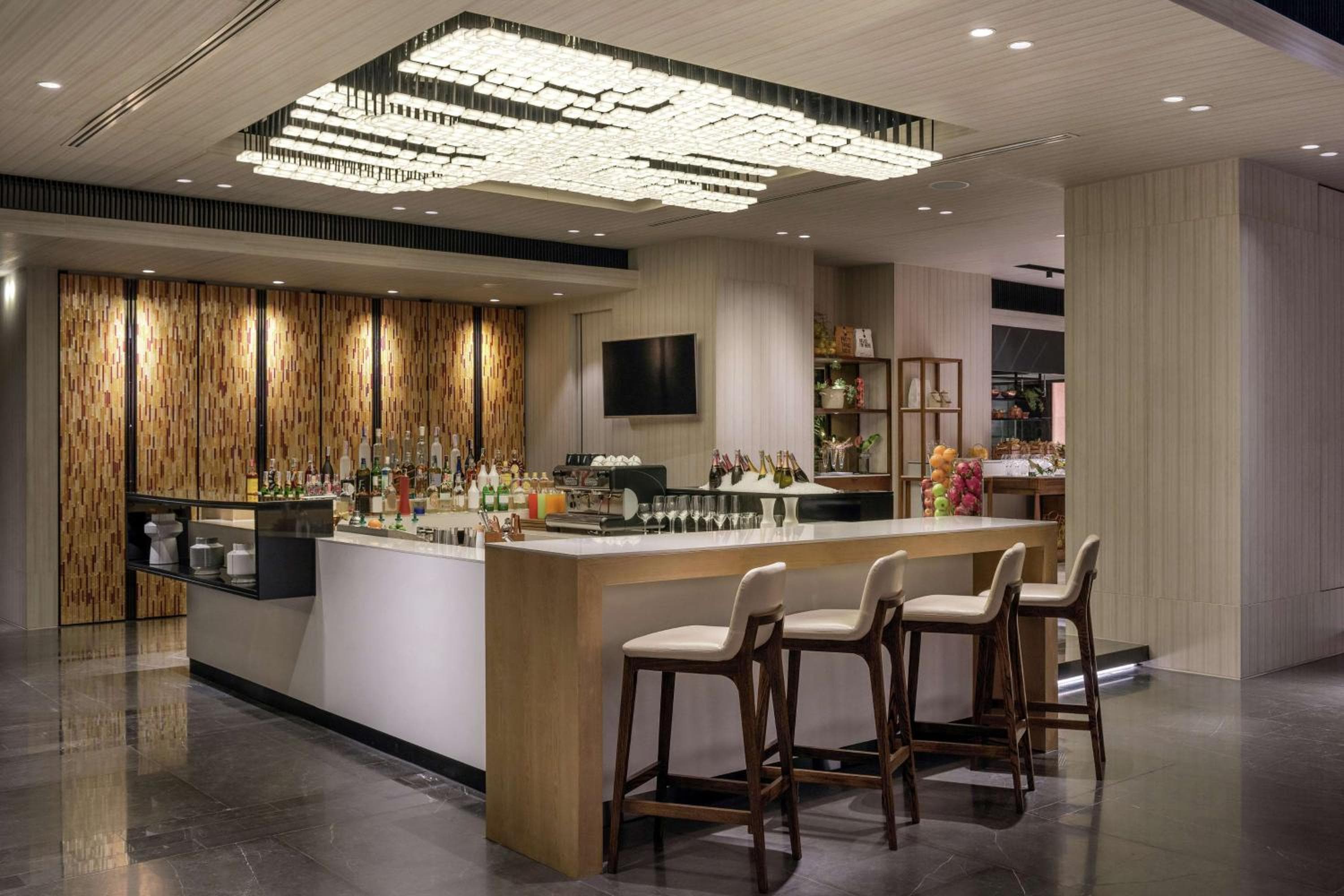 DoubleTree dell'Hilton Bangkok Ploenchit — 8