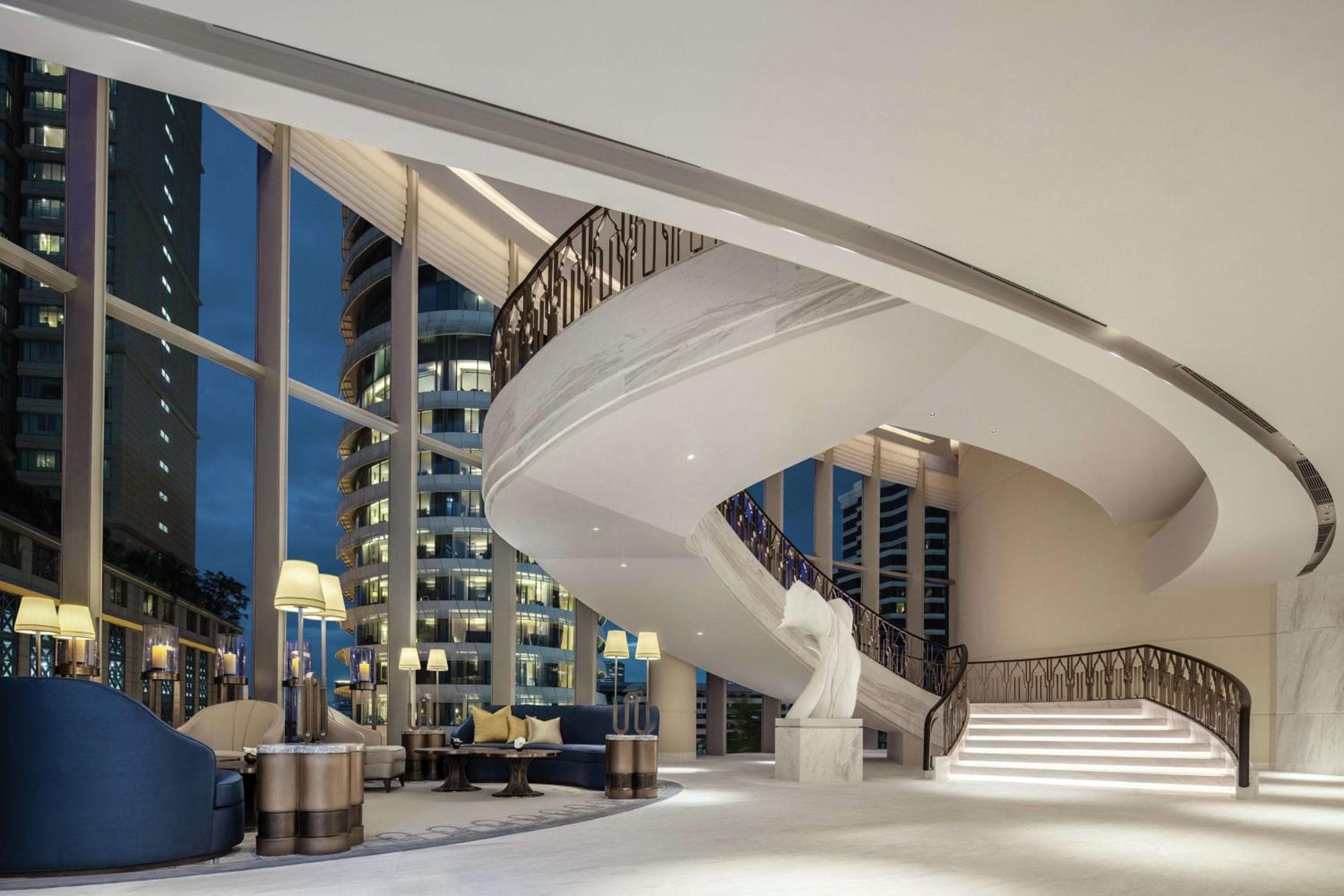 Waldorf Astoria Bangkok — 3