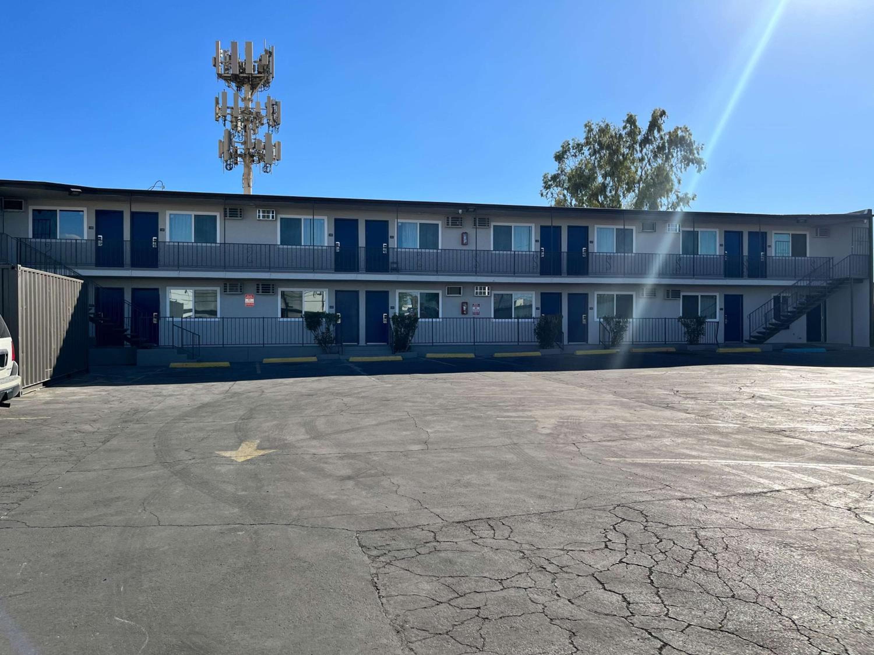 Motel 6 Las Vegas NV Downtown Fremont St. — 1