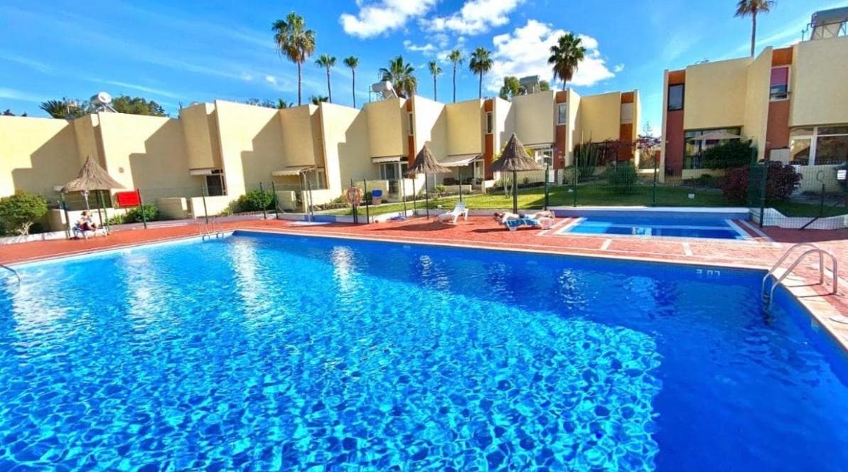 El Cortijo Bungallows — 1