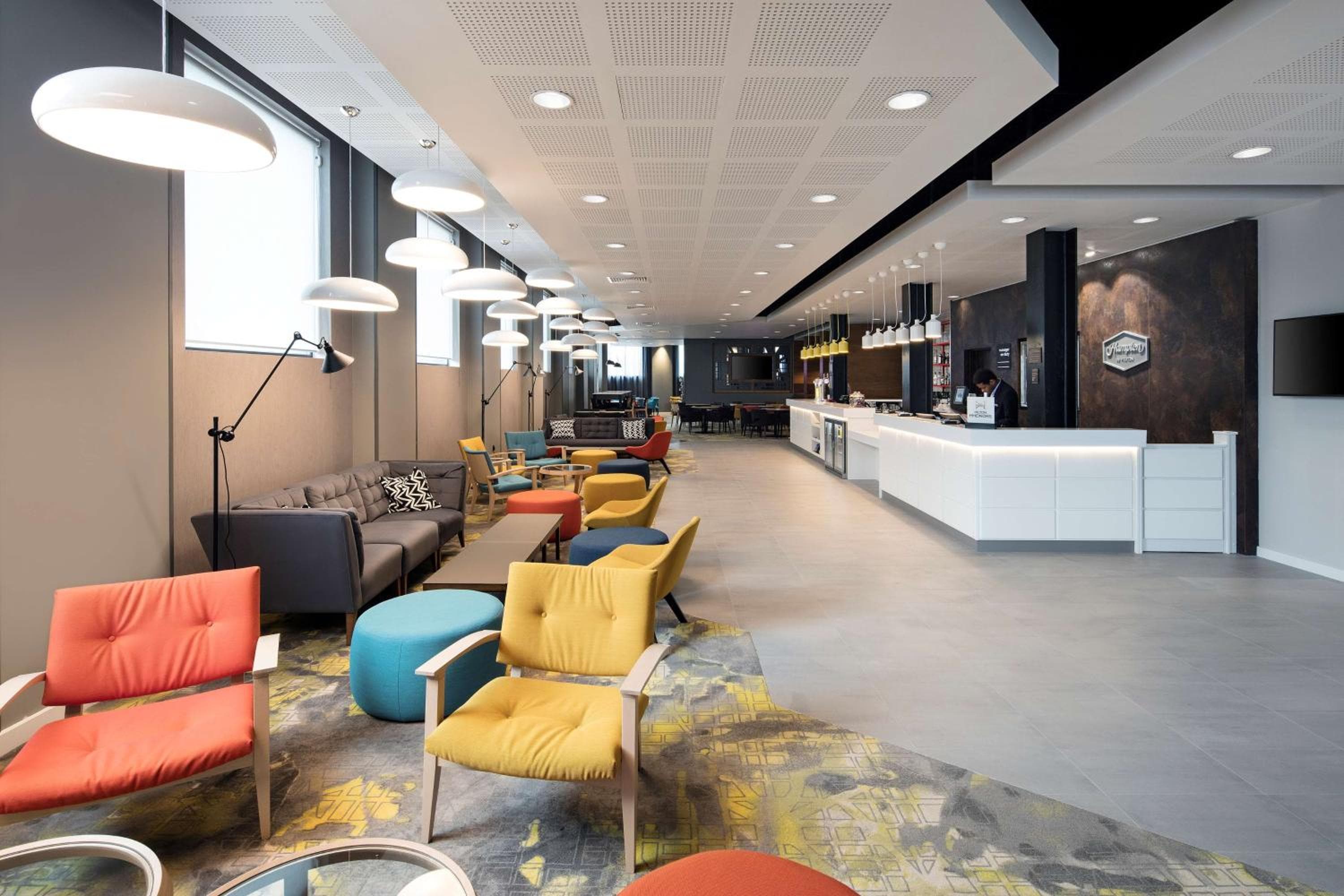 Hampton By Hilton London Docklands — 6