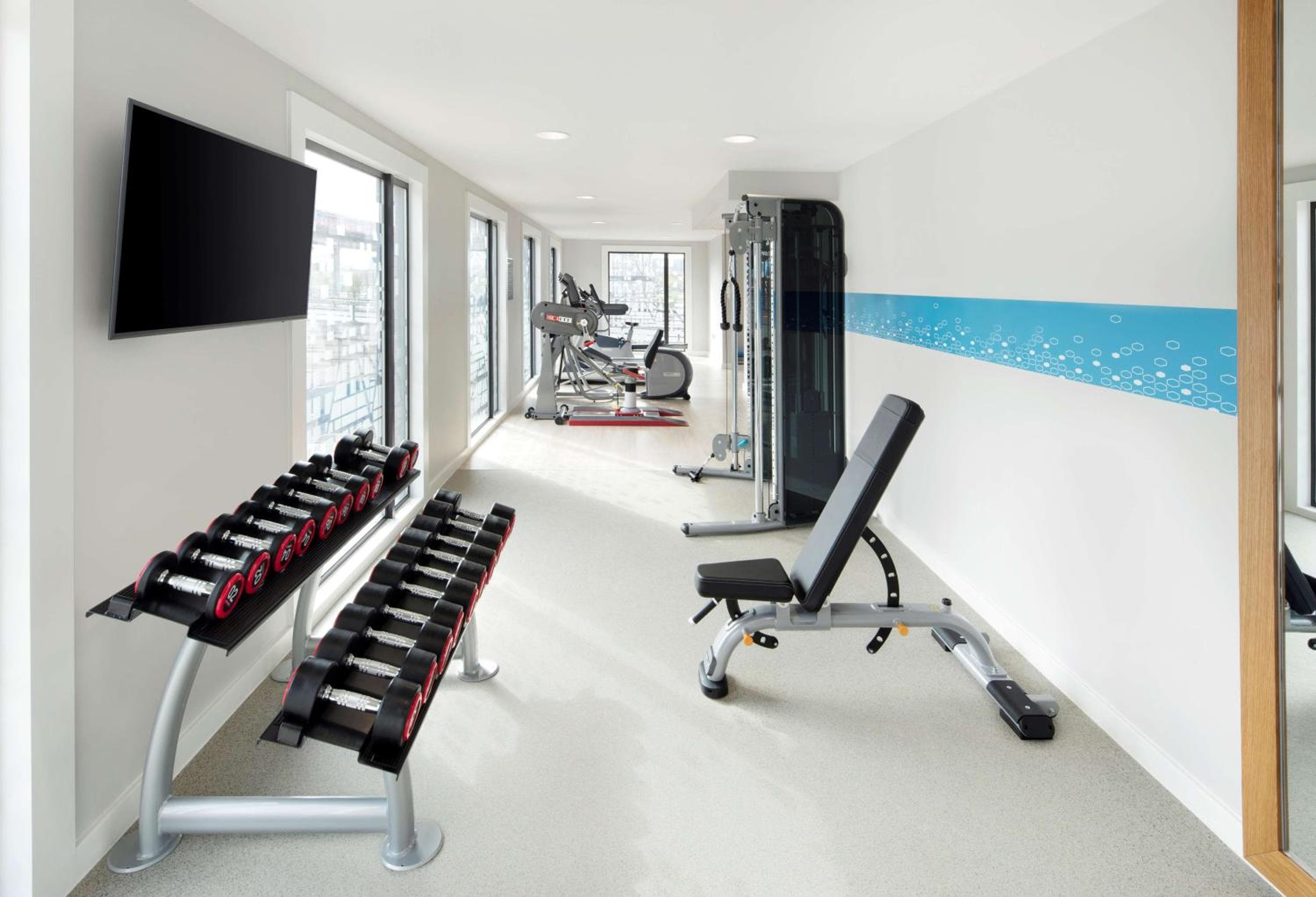 Hampton By Hilton London Docklands — 3