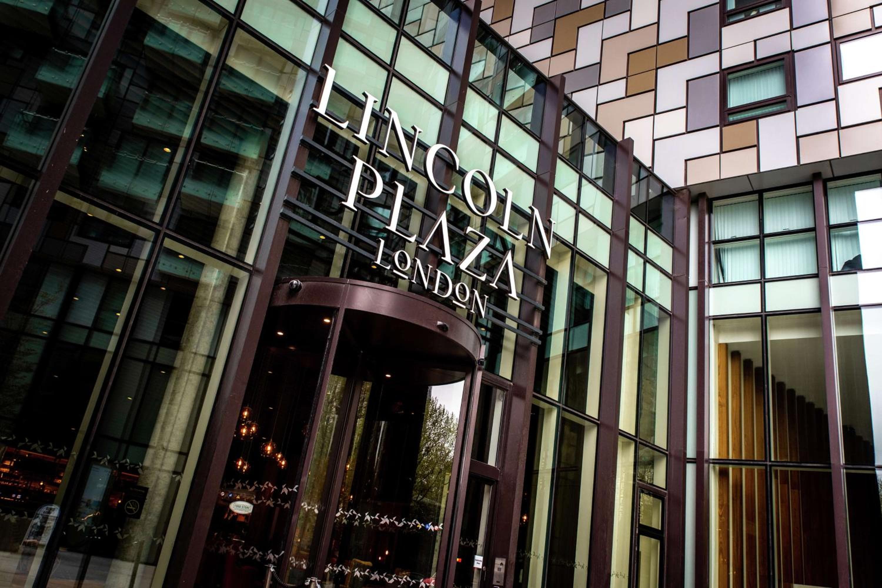 Lincoln Plaza Hotel London, Curio Collection By Hilton — 3